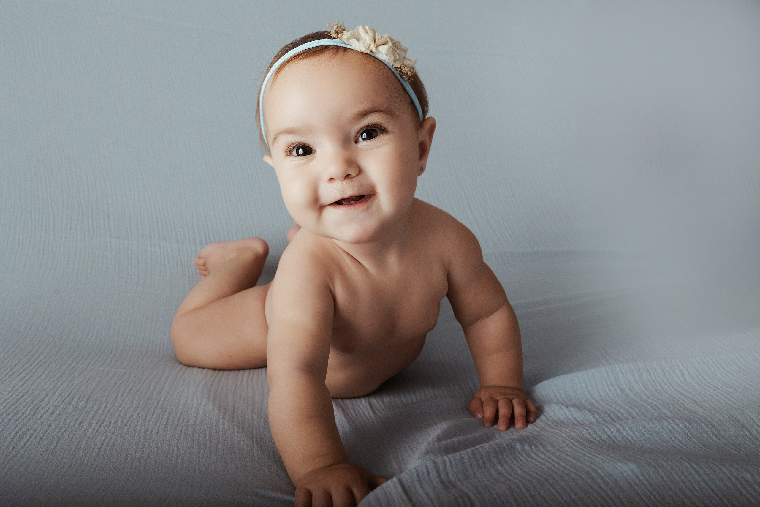 Elia 8 meses