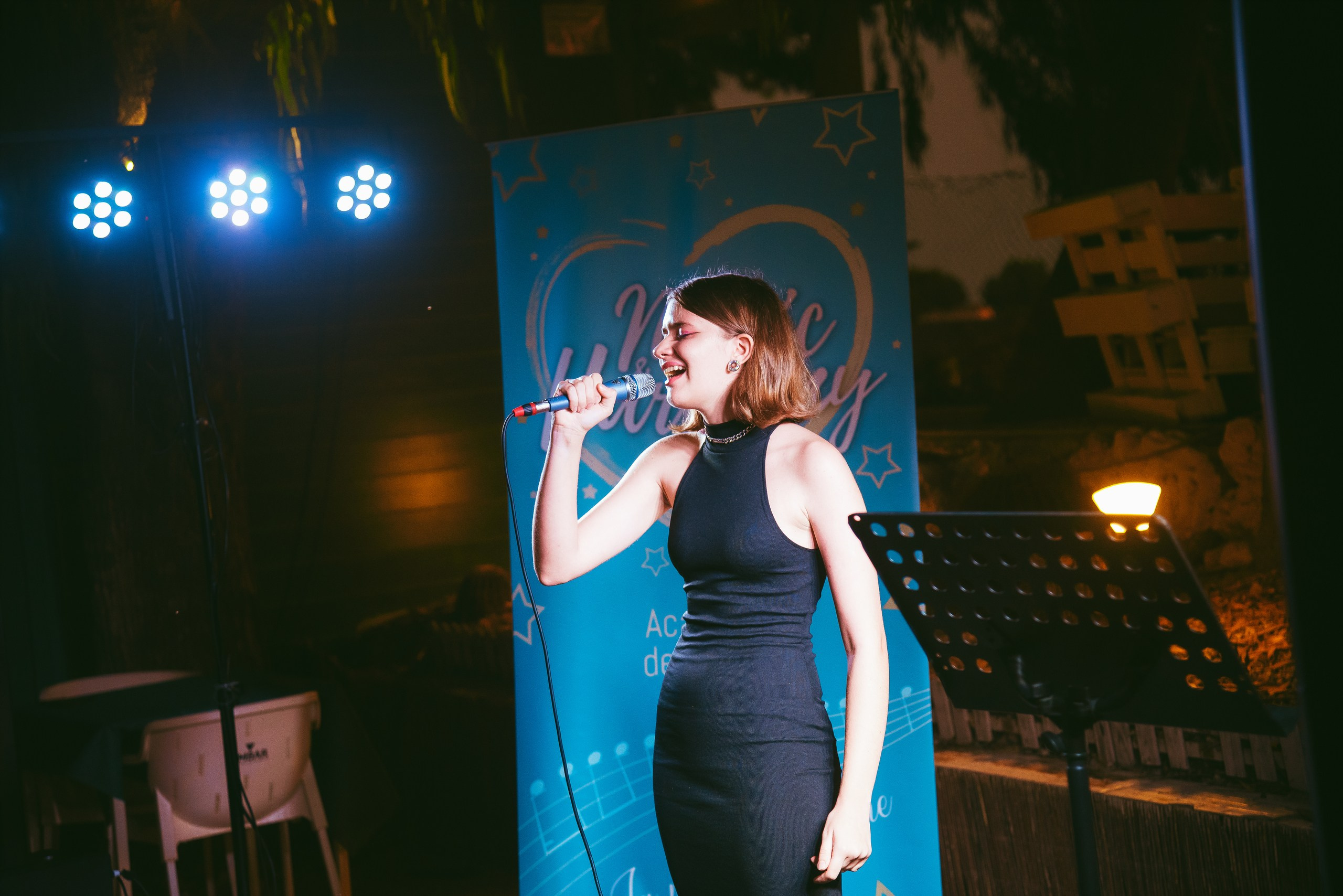 Photo report from a creative evening at the El Bosque Animado restaurant, Torrevieja