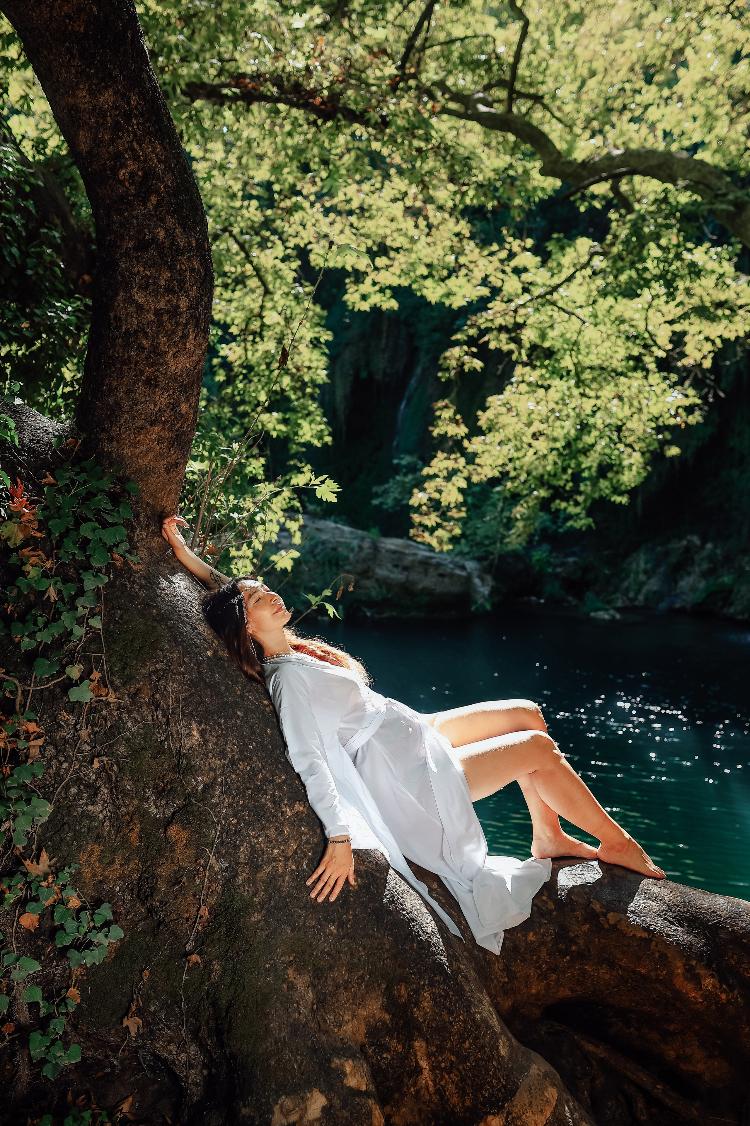 Photoshooting at Kurshunlu waterfall. Photographer in Turkey, Antalya, Kemer, Belek, Side, Kas, Fethiye