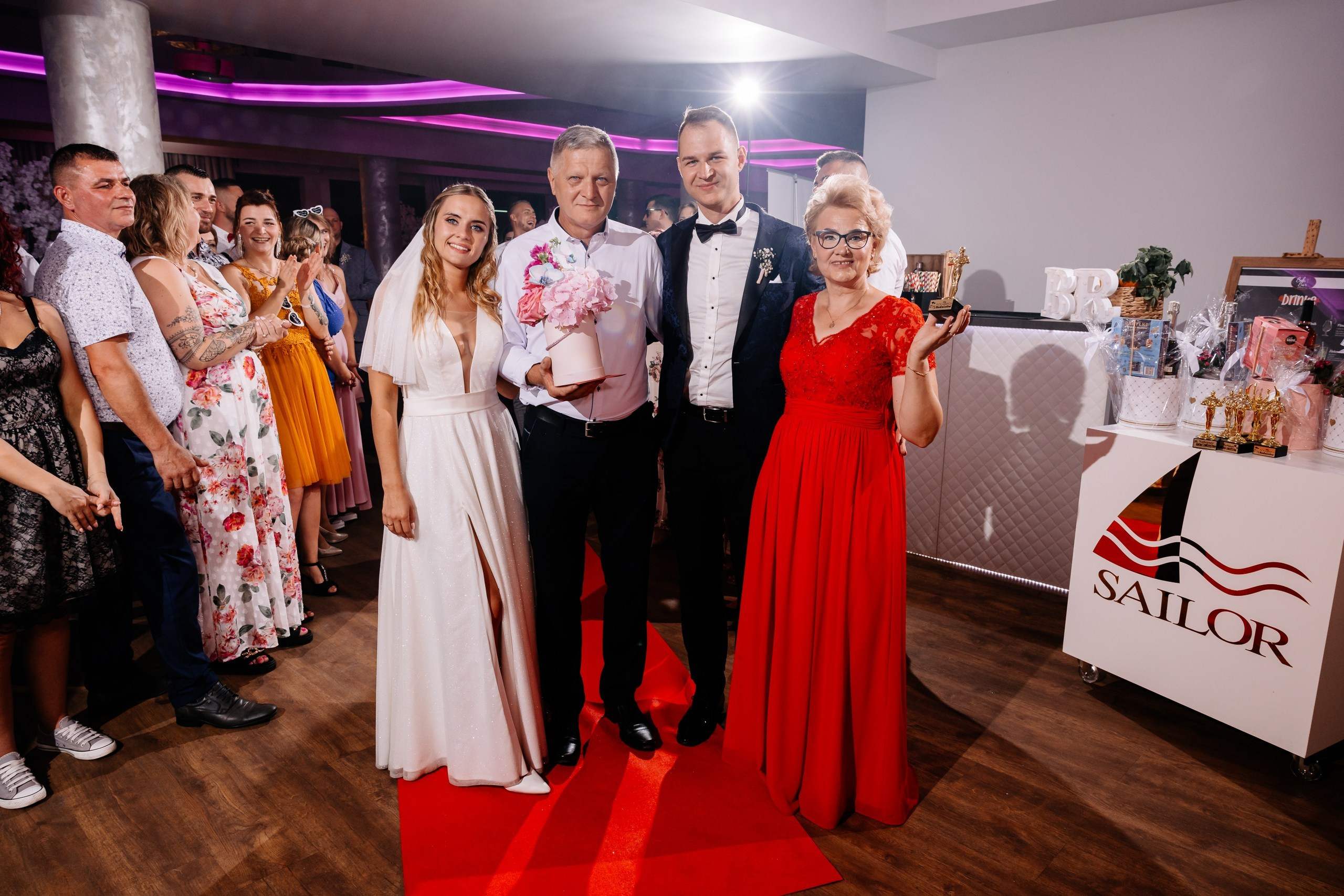 Patrycja ♡ Wojtek. Fotograf Ślubny Warszawa - Sesje Biznesowe Rodzinne Eventy