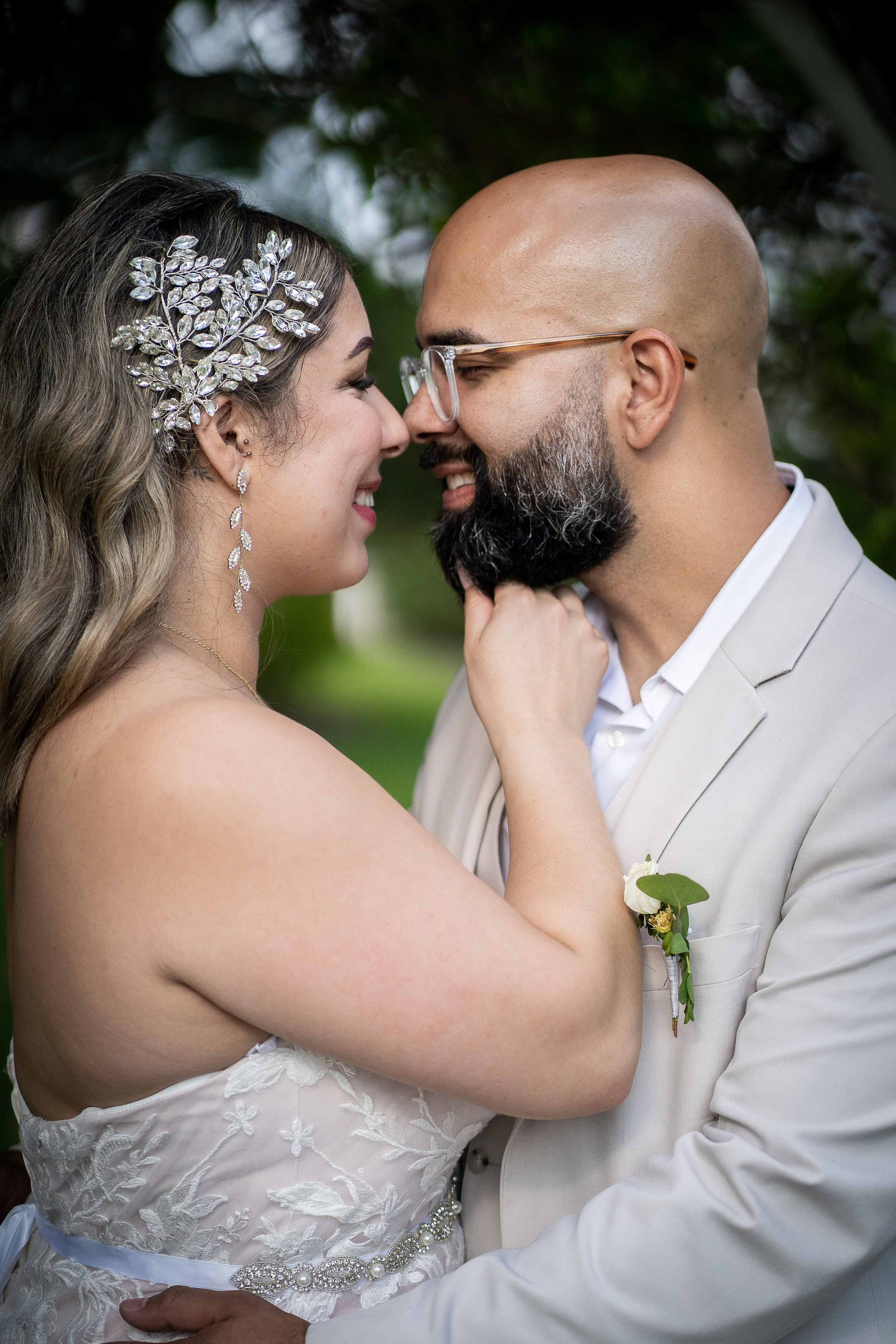 Bride and Groom at Wedding in Davis Island Garden Club, Tampa, FL