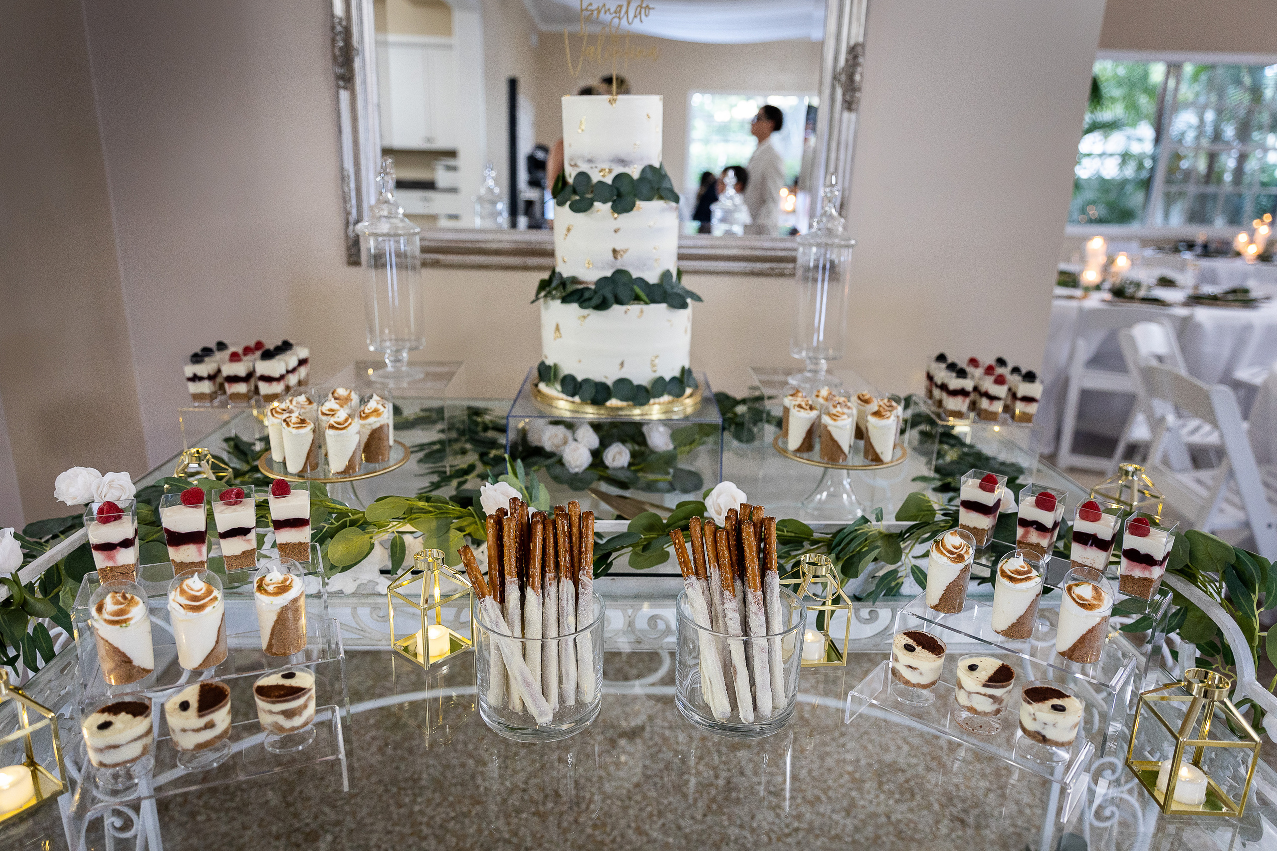 Wedding dessert cake