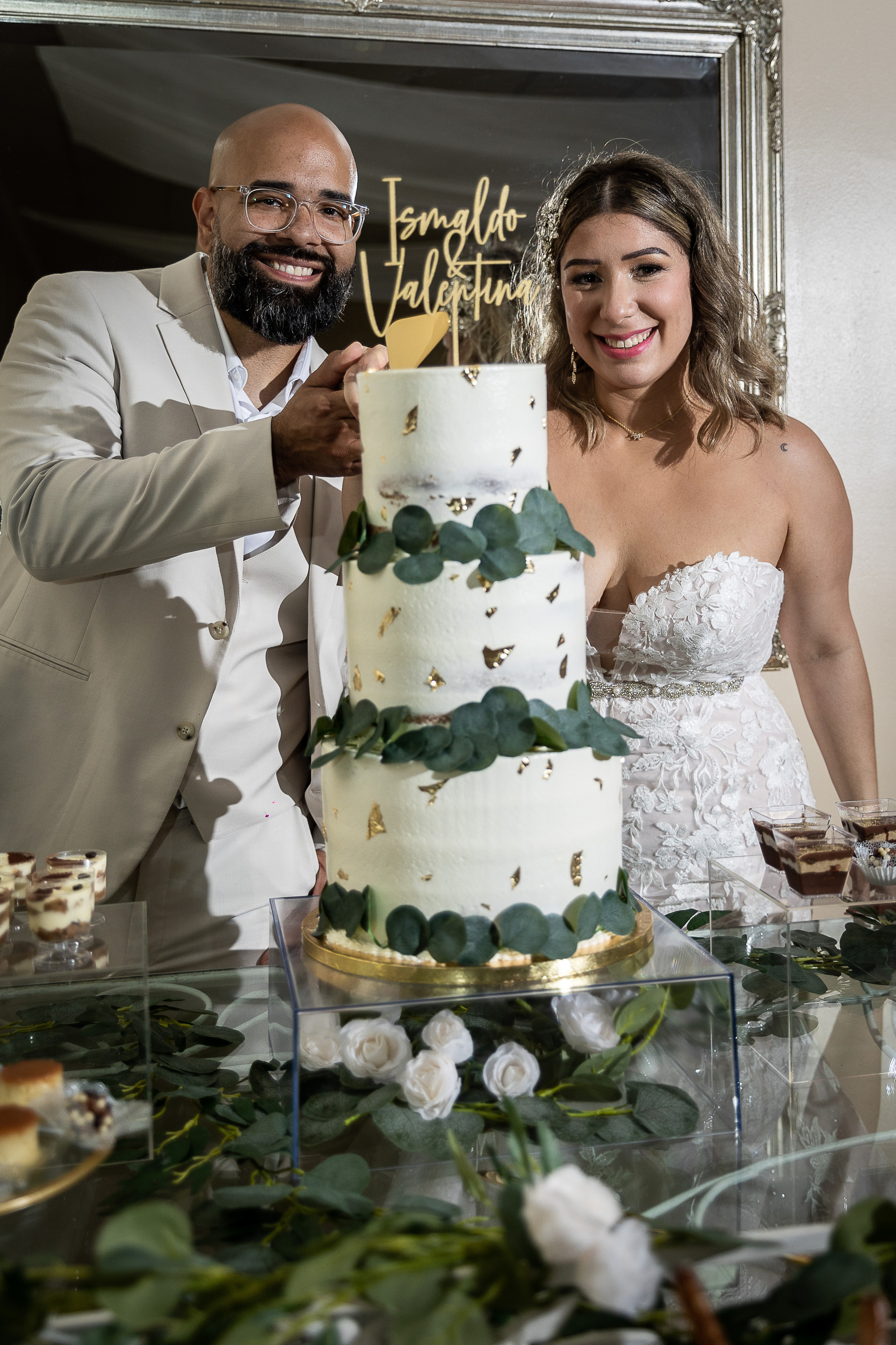 Wedding dessert cake