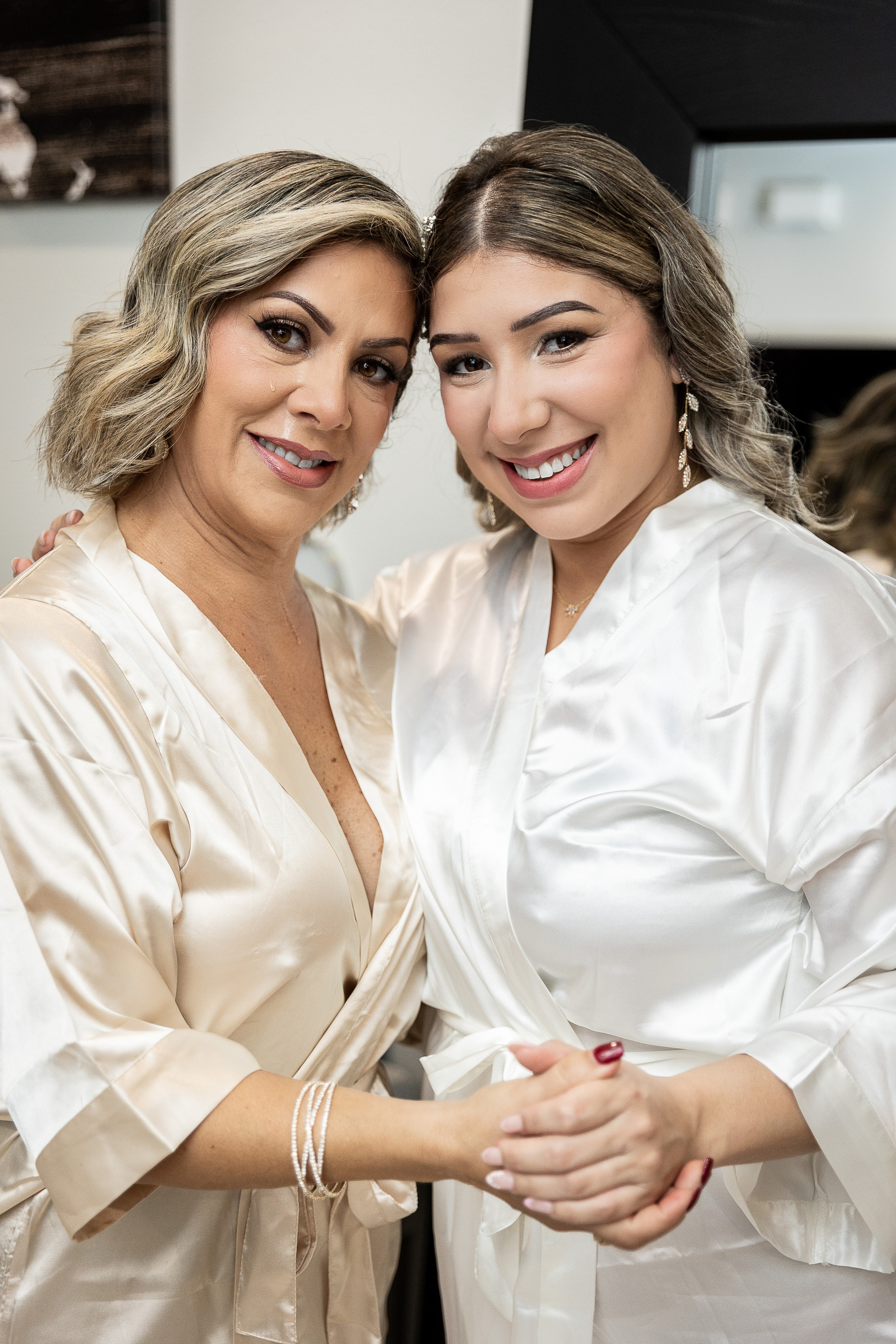 mother of the bride and getting ready