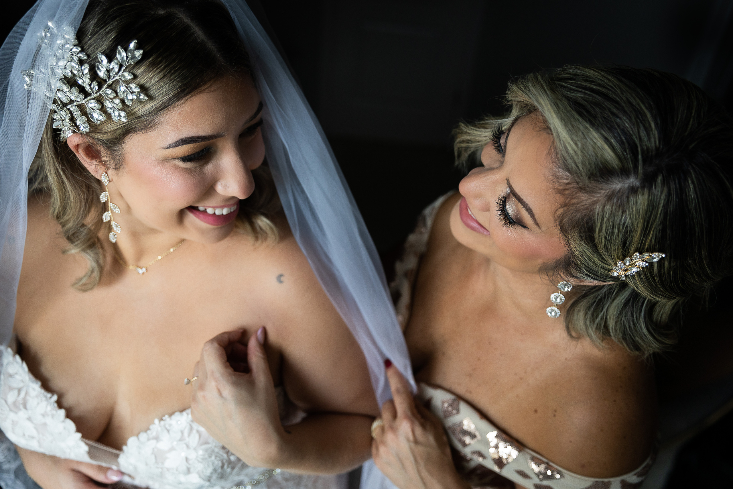 mother of the bride and getting ready