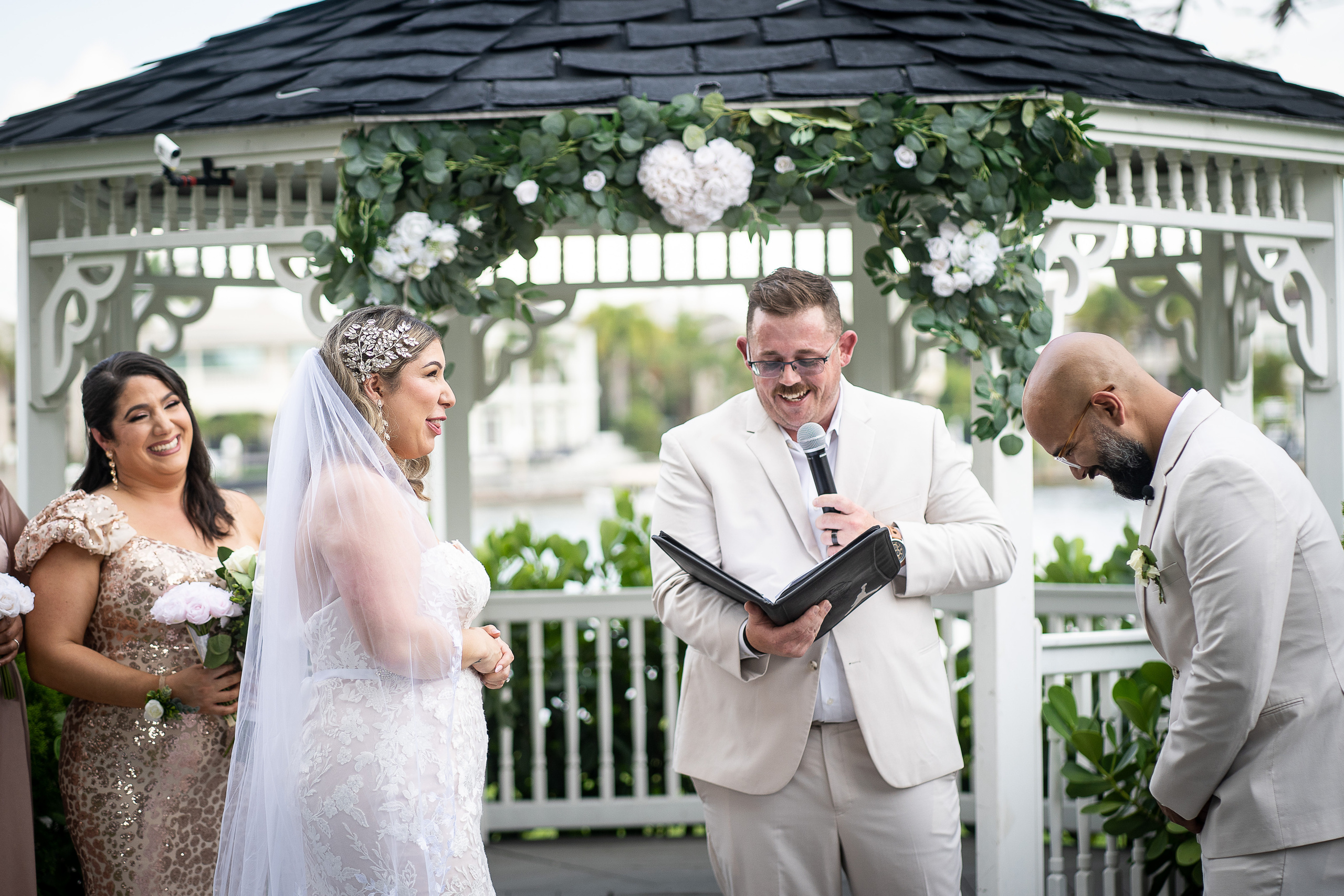 Wedding ceremony at Davis Island Garden Club, Tampa, FL