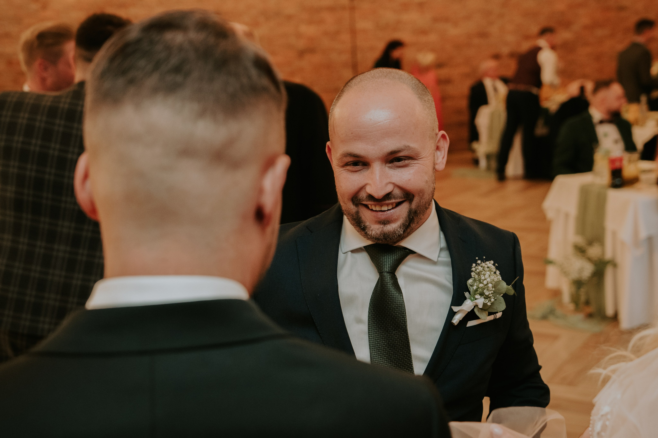 Trzy Drzewa: wspaniała uroczystość Wiktorii i Kamila. Karkowskafoto - fotografia miłości