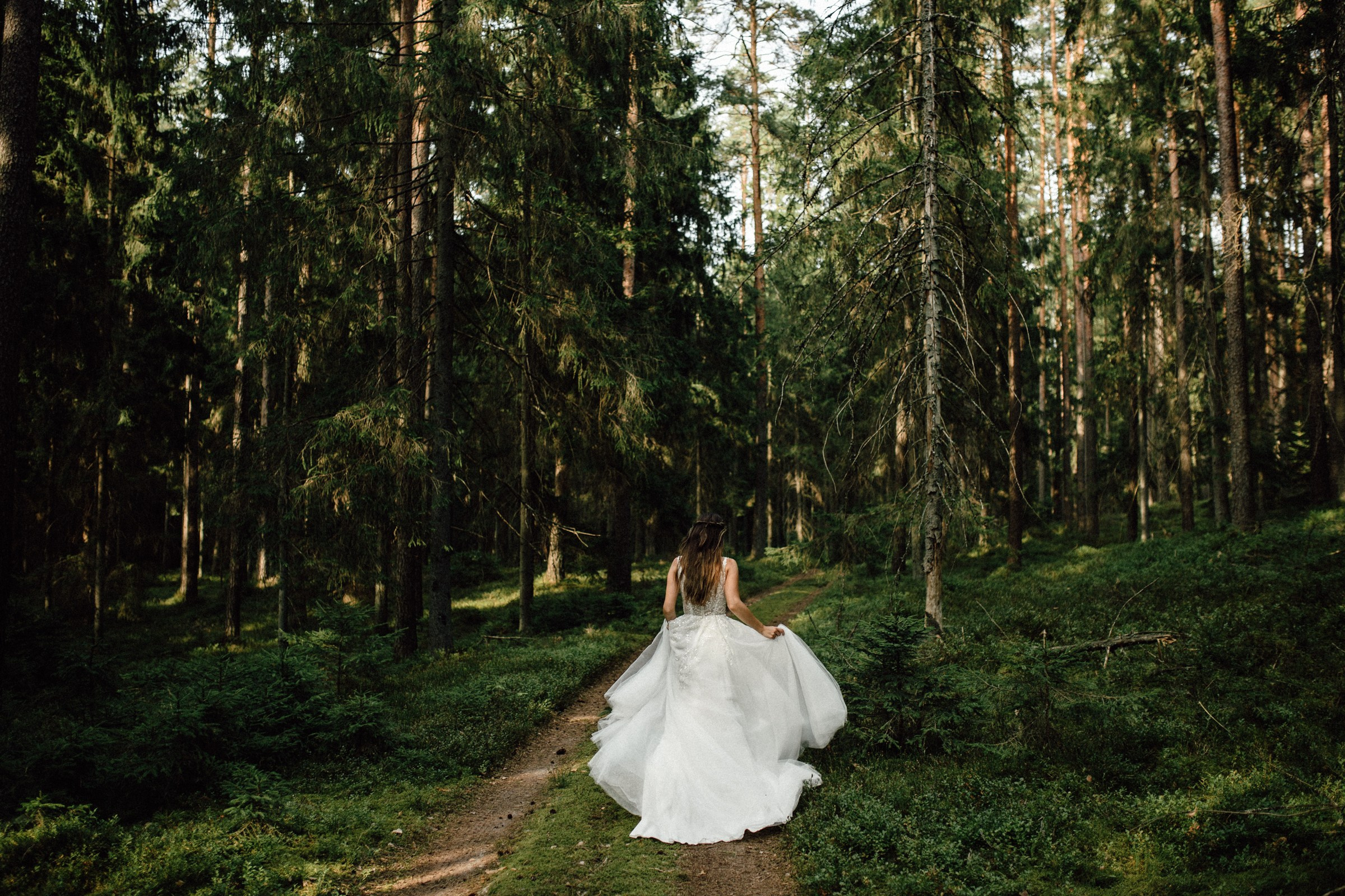 Vestuvinė fotosesija Kazlų Rūdos miškuose