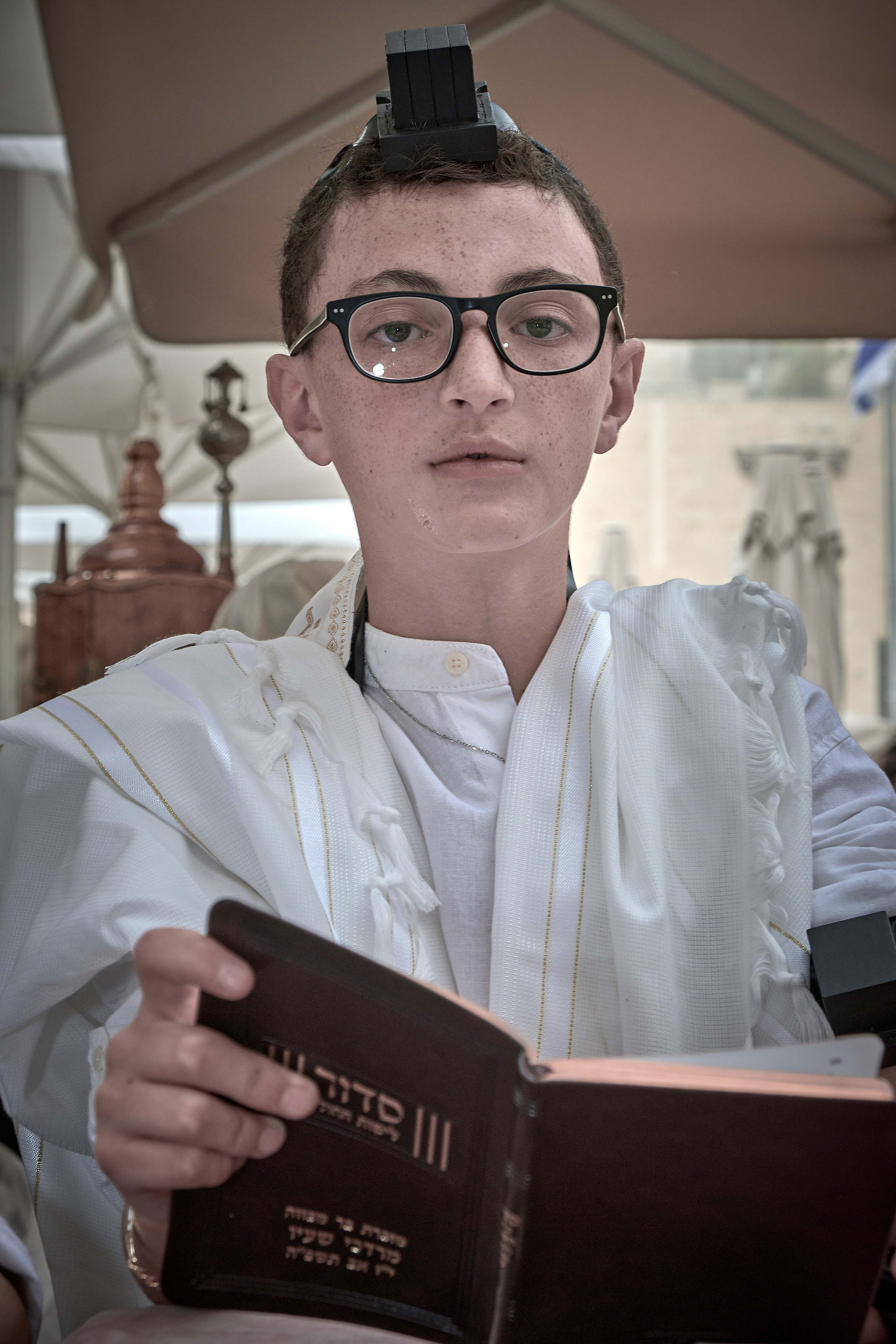 Middle East Photo Agency — Photography & Event Magnets — סוכנות צילום והדפסת מגנטים לאירועים