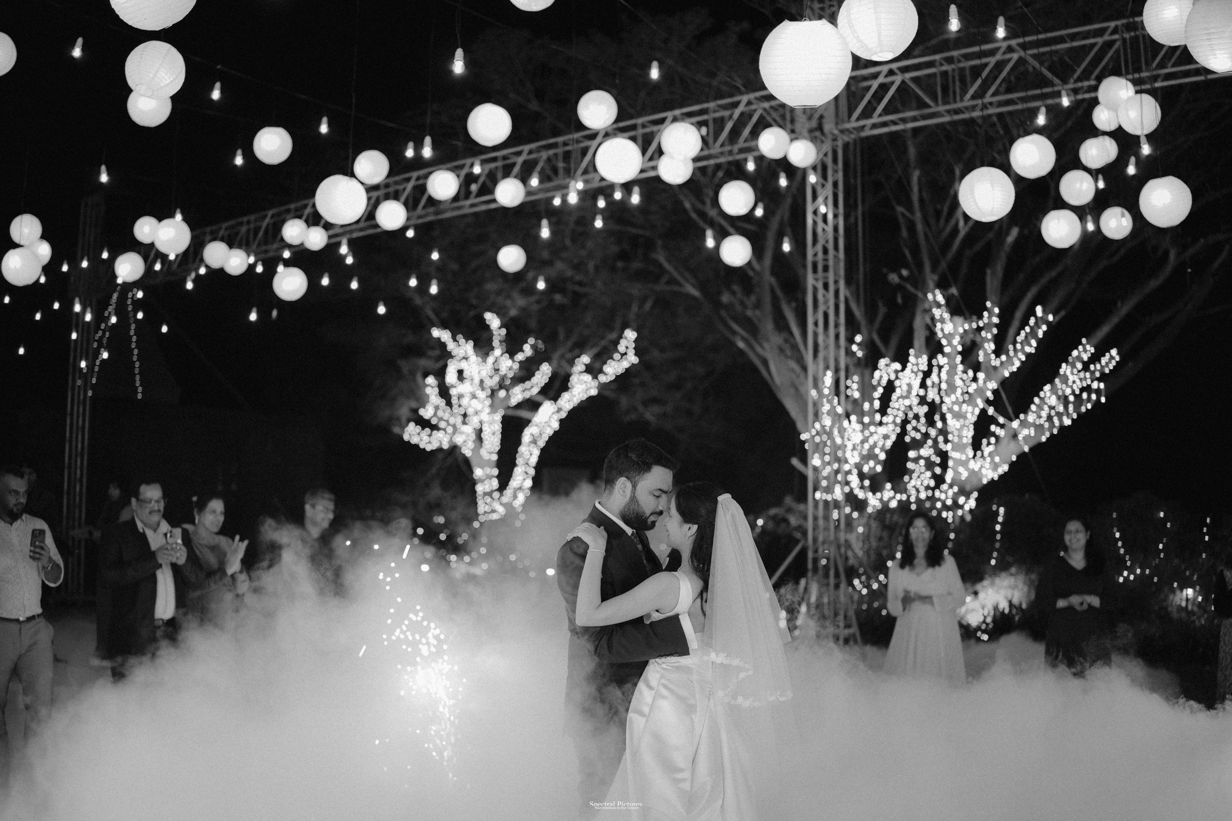 Edward & Shanon. Spectral Pictures