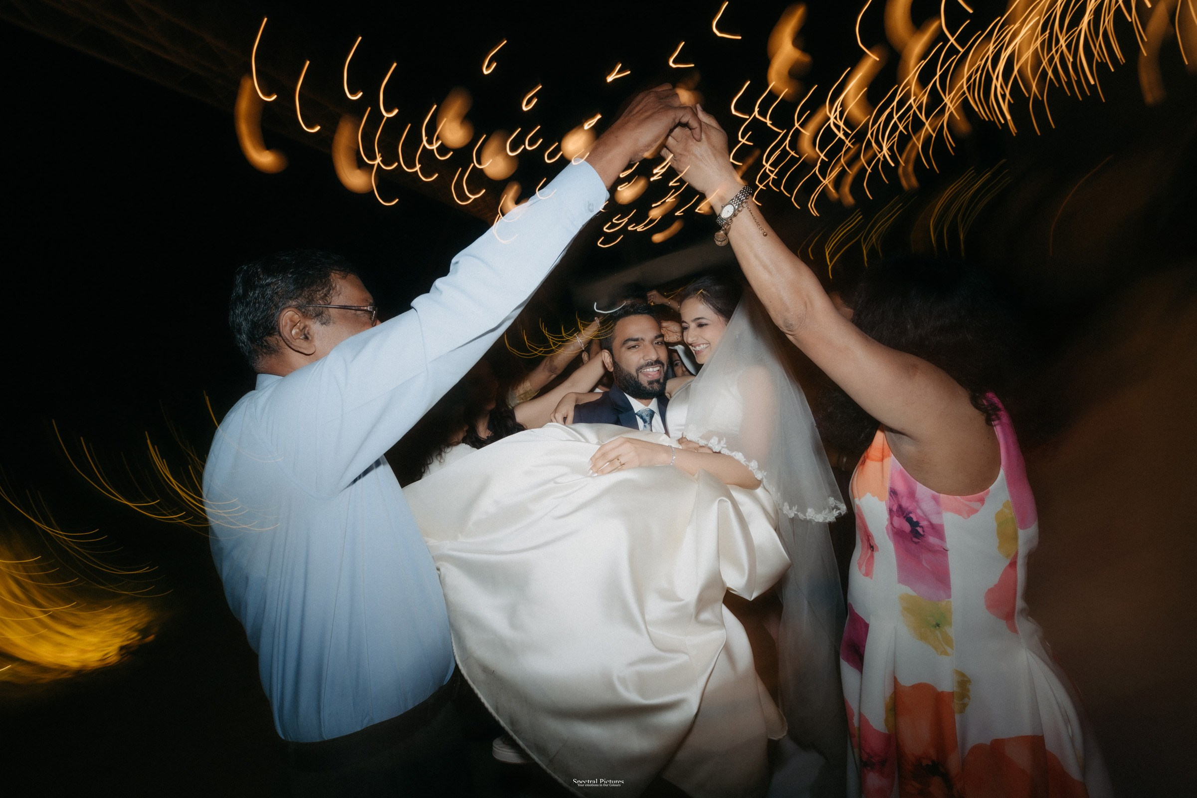 Edward & Shanon. Spectral Pictures