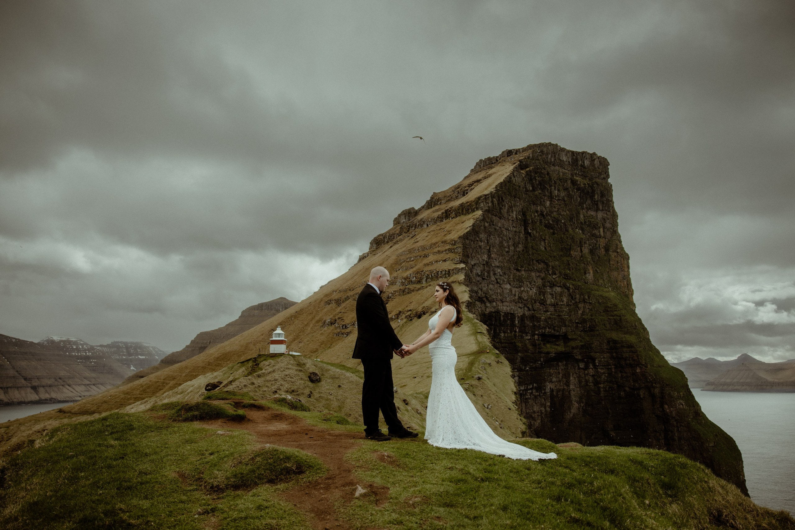 Elope at Faroe islands to celebrate 10 years anniversary. Iceland elopement photographer & videographer
