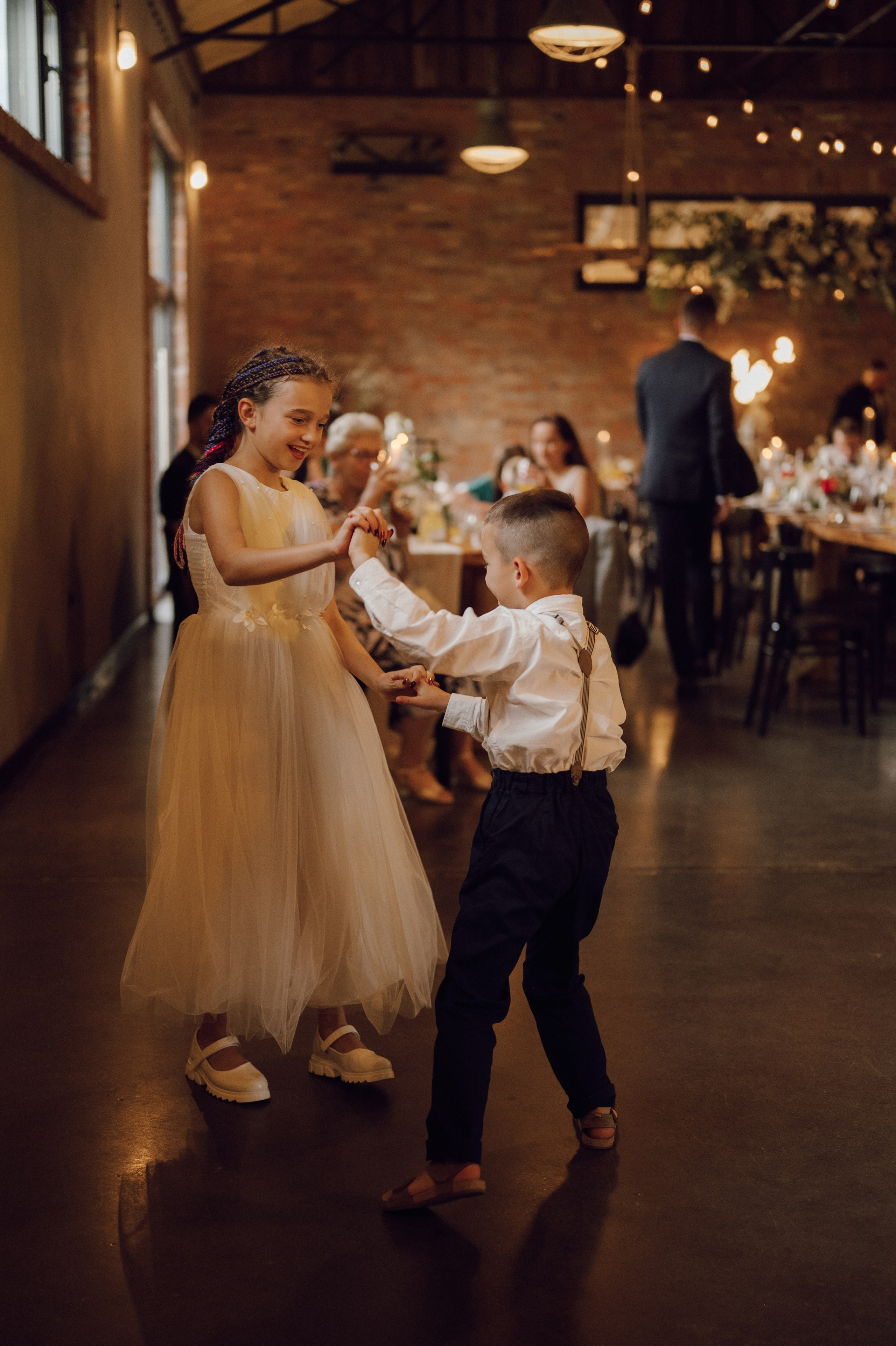 Kasia & Kuba | Wesele w stodole Owczarnia. Ślubny fotograf Poznań | Oliwia Makara