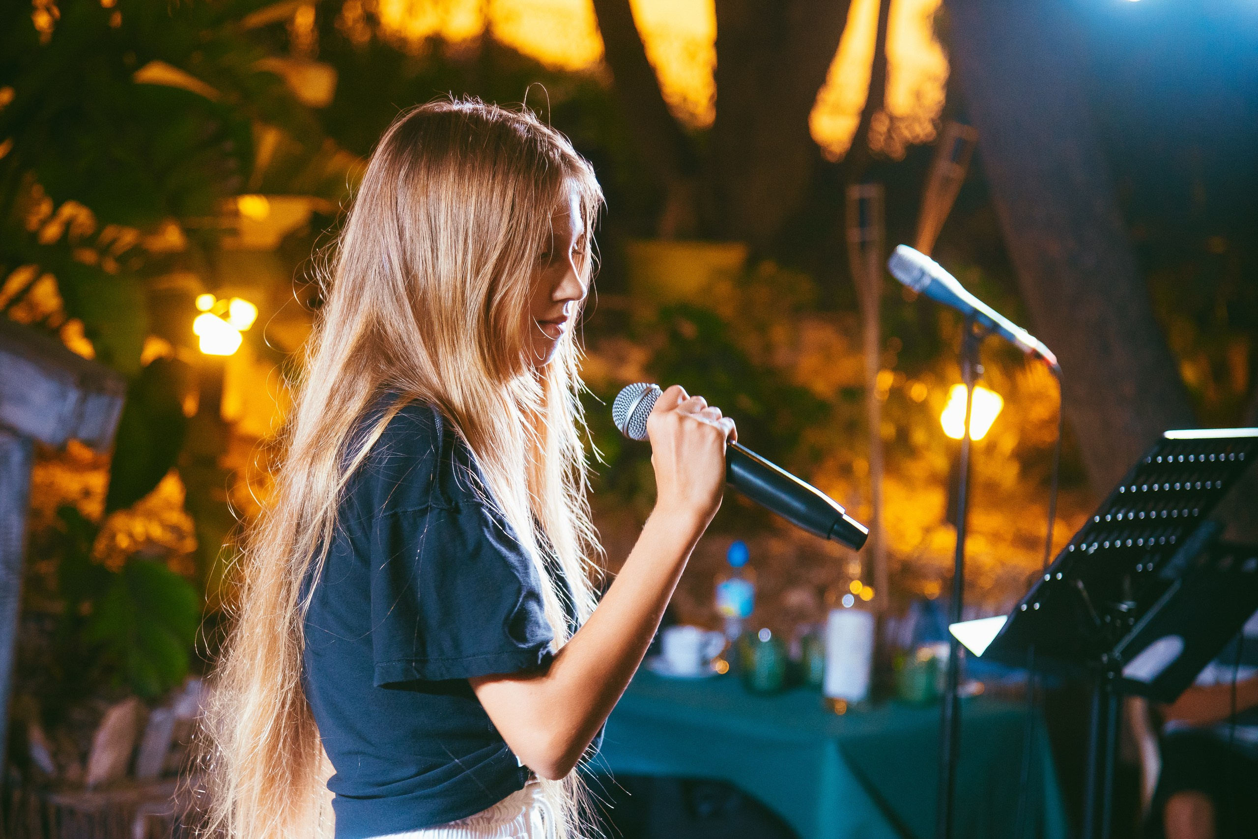 Photo report from a creative evening at the El Bosque Animado restaurant, Torrevieja