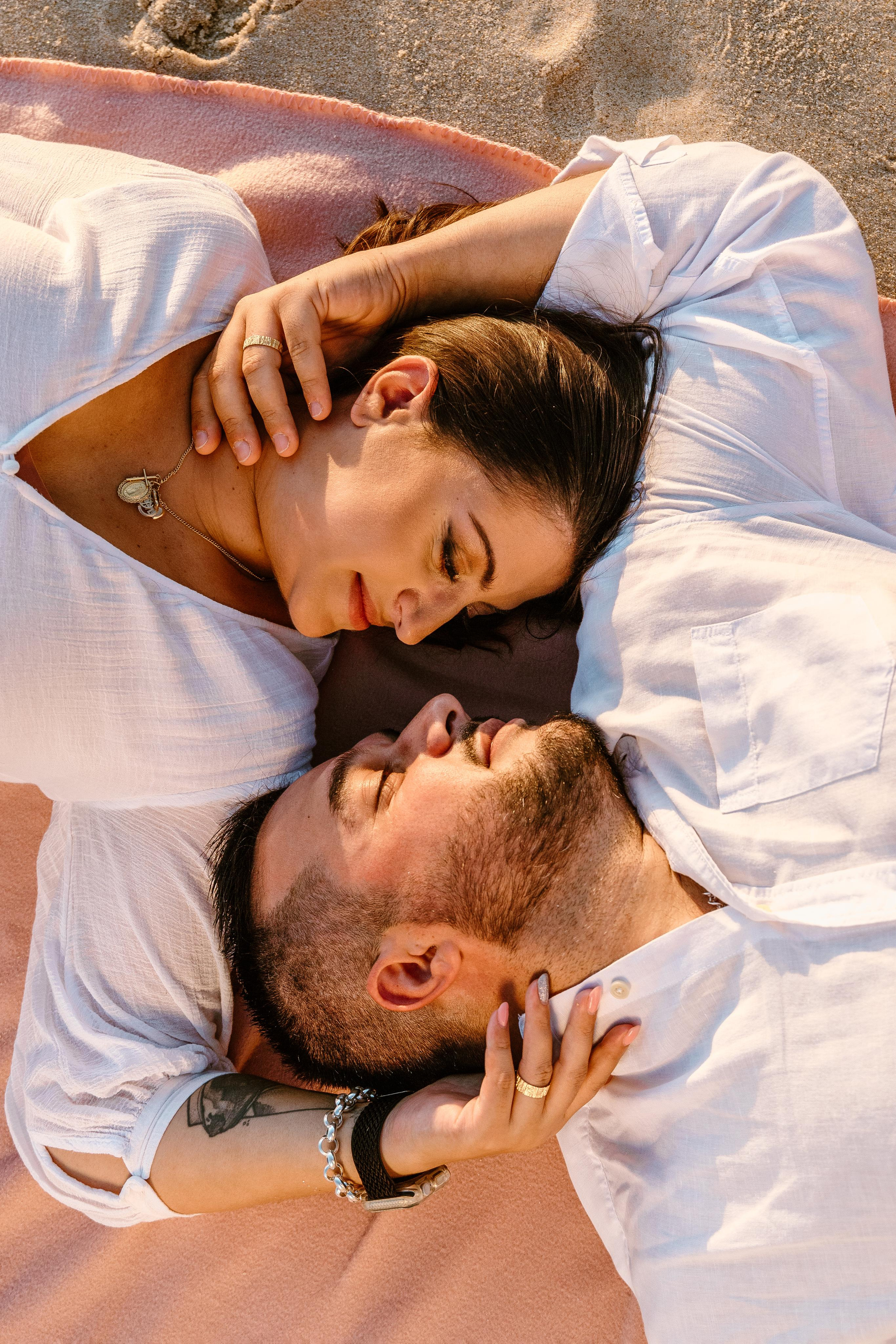 Sessão Maternidade na Praia de Paredes da Vitória. Fotografia e Filmes de Casamento de Luxo | Portugal & Destination Weddings | Ricardo & Mary Pictures