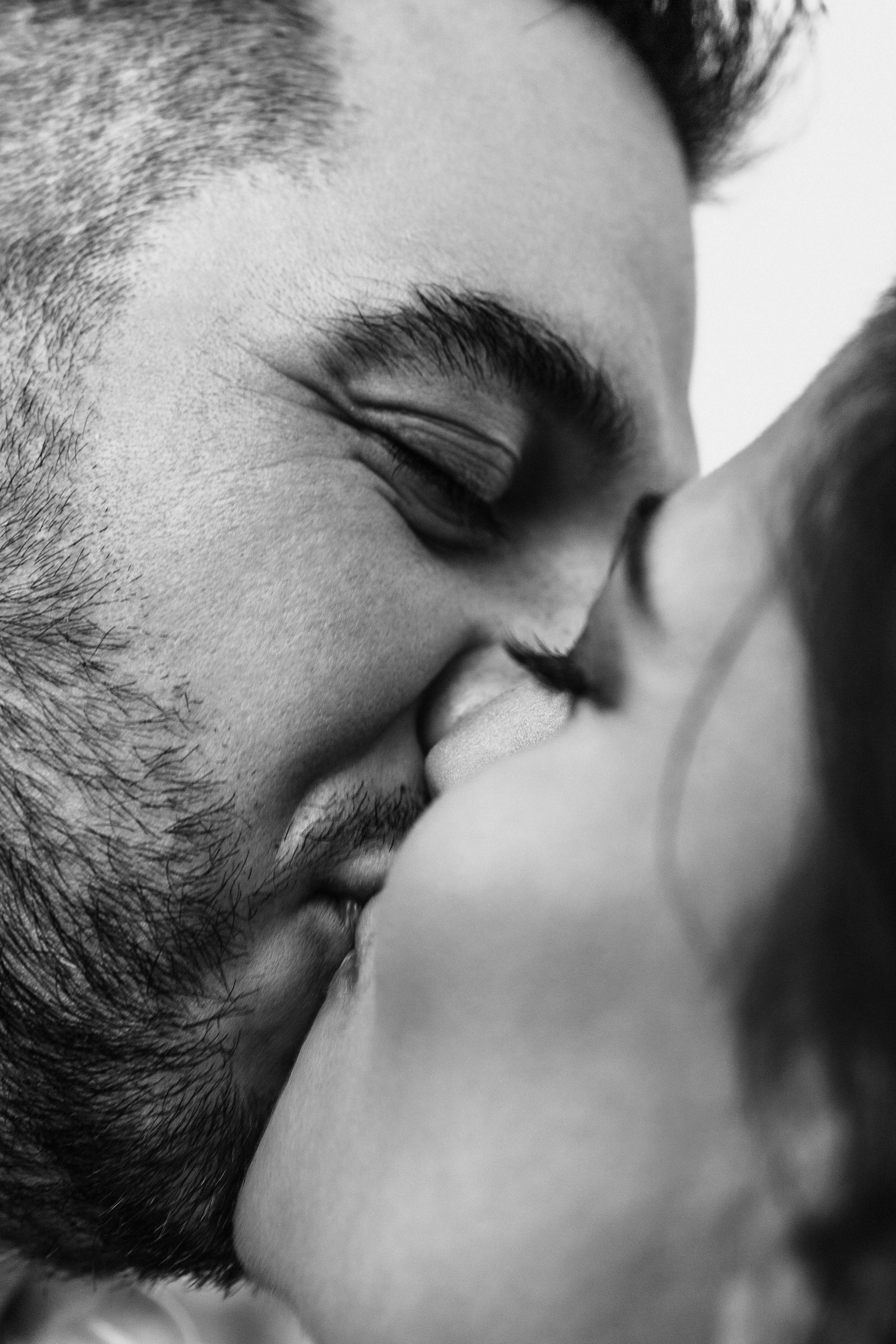 Sessão Maternidade na Praia de Paredes da Vitória. Fotografia e Filmes de Casamento de Luxo | Portugal & Destination Weddings | Ricardo & Mary Pictures