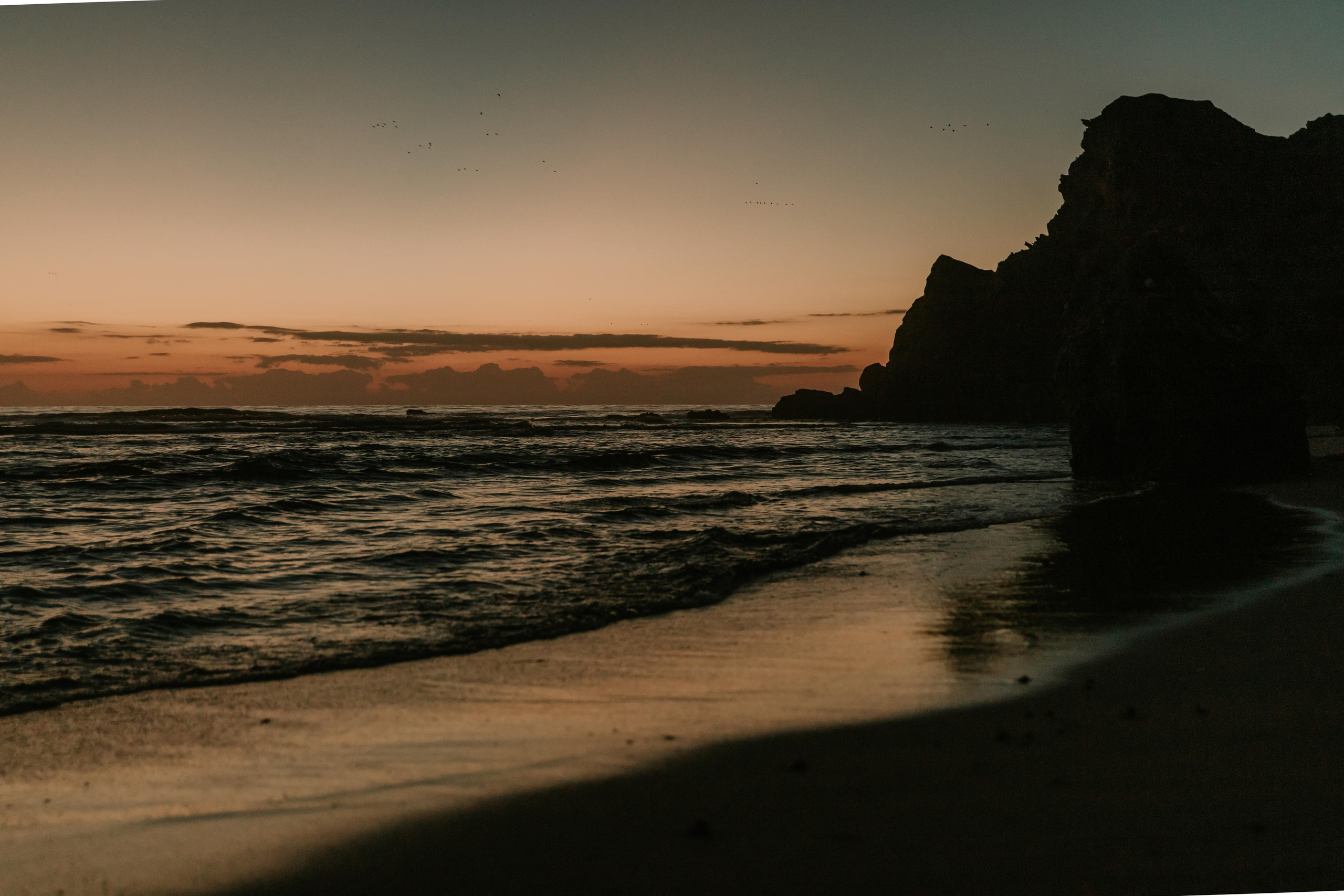 Sessão Maternidade na Praia de Paredes da Vitória. Fotografia e Filmes de Casamento de Luxo | Portugal & Destination Weddings | Ricardo & Mary Pictures