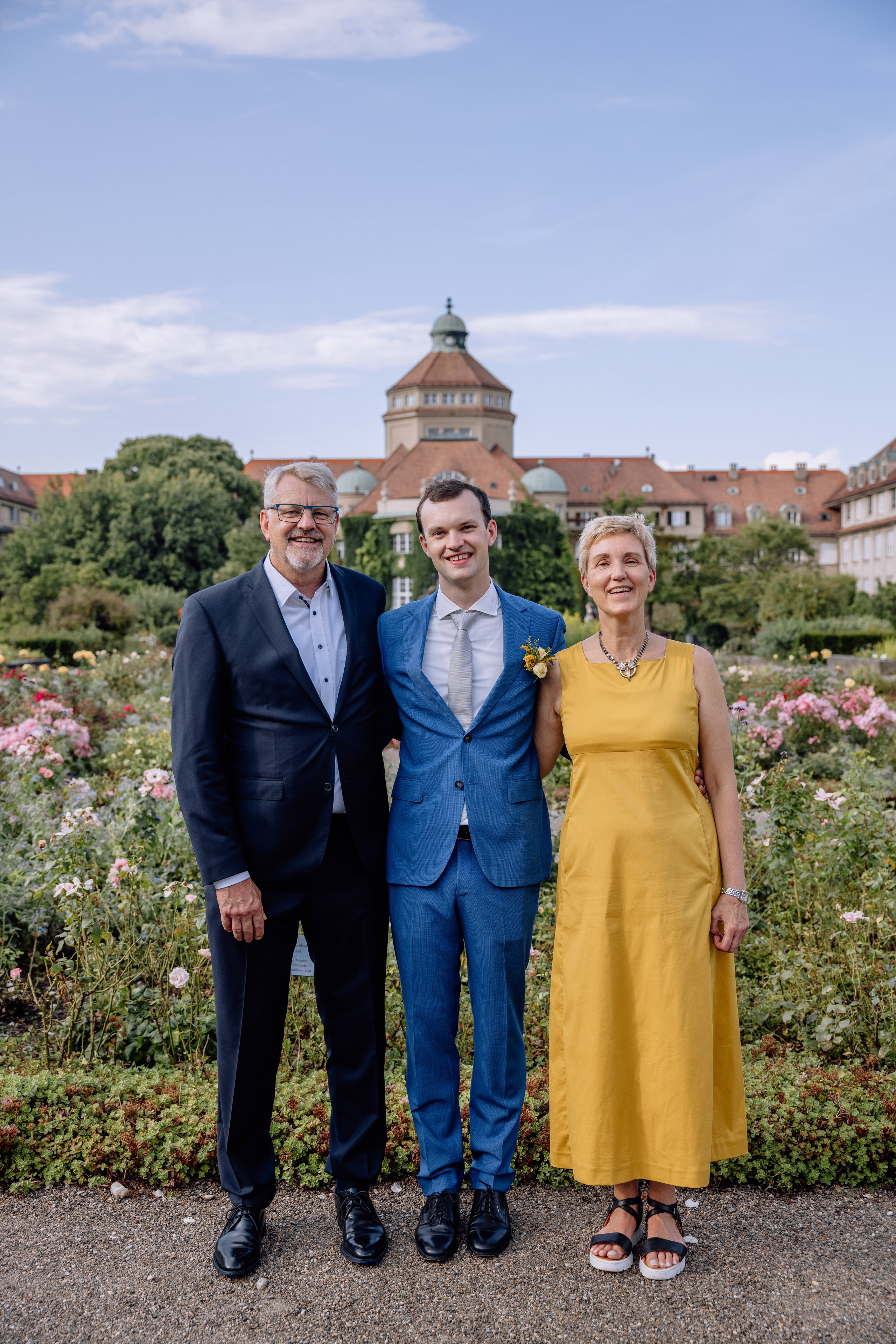 Café im Botanischen Garten. Deutsche - Japanische Hochzeit. Hochzeitsfotograf München Taufe Familienfotograf Tanja Mauke