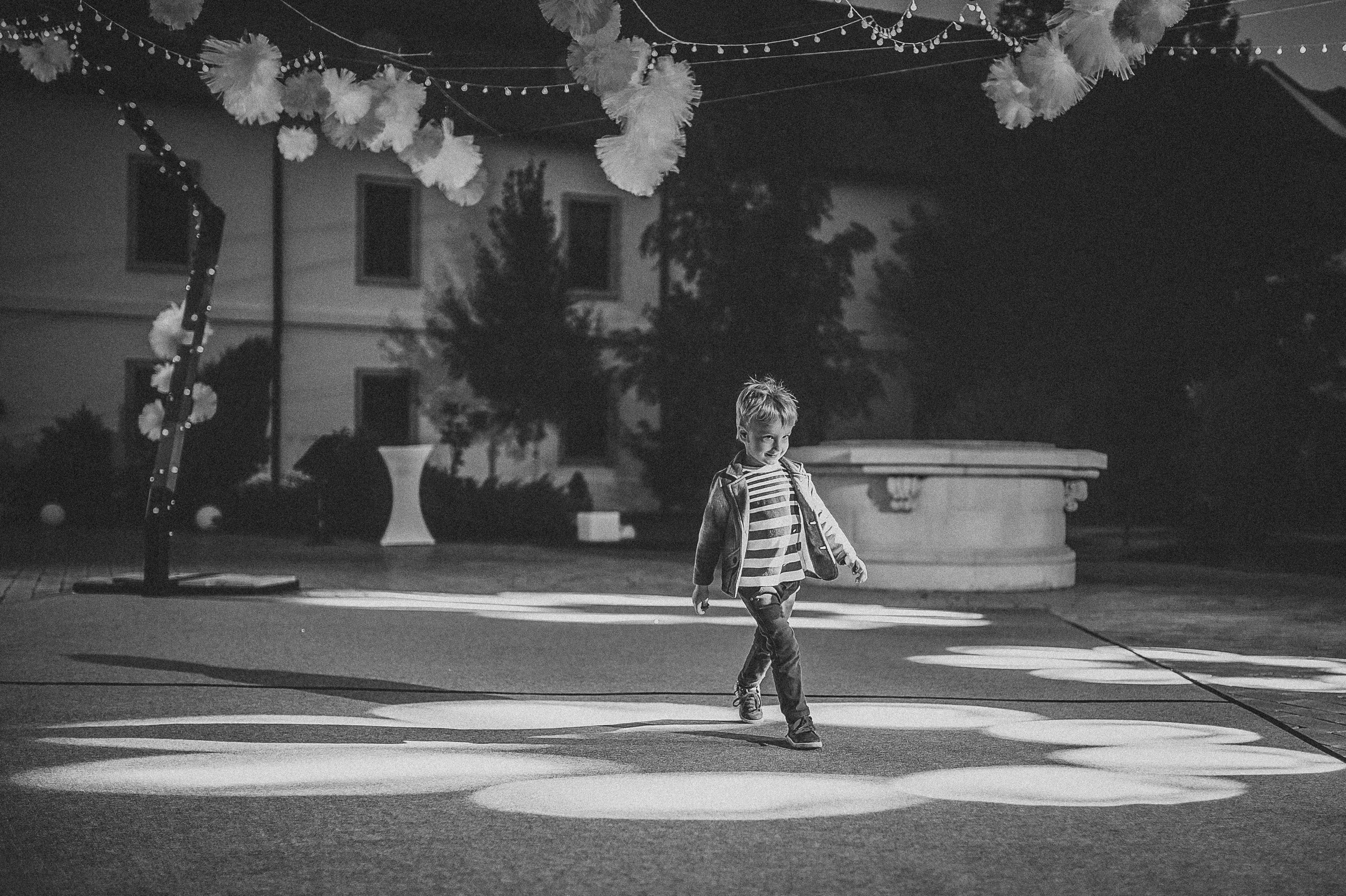 Alina și Ionuț | Fotografii Alb-Negru în Alba Iulia | Alex Vasilie. Alex Vasilie | Fotograf de Nuntă, Botez și Portret | Cluj-Napoca