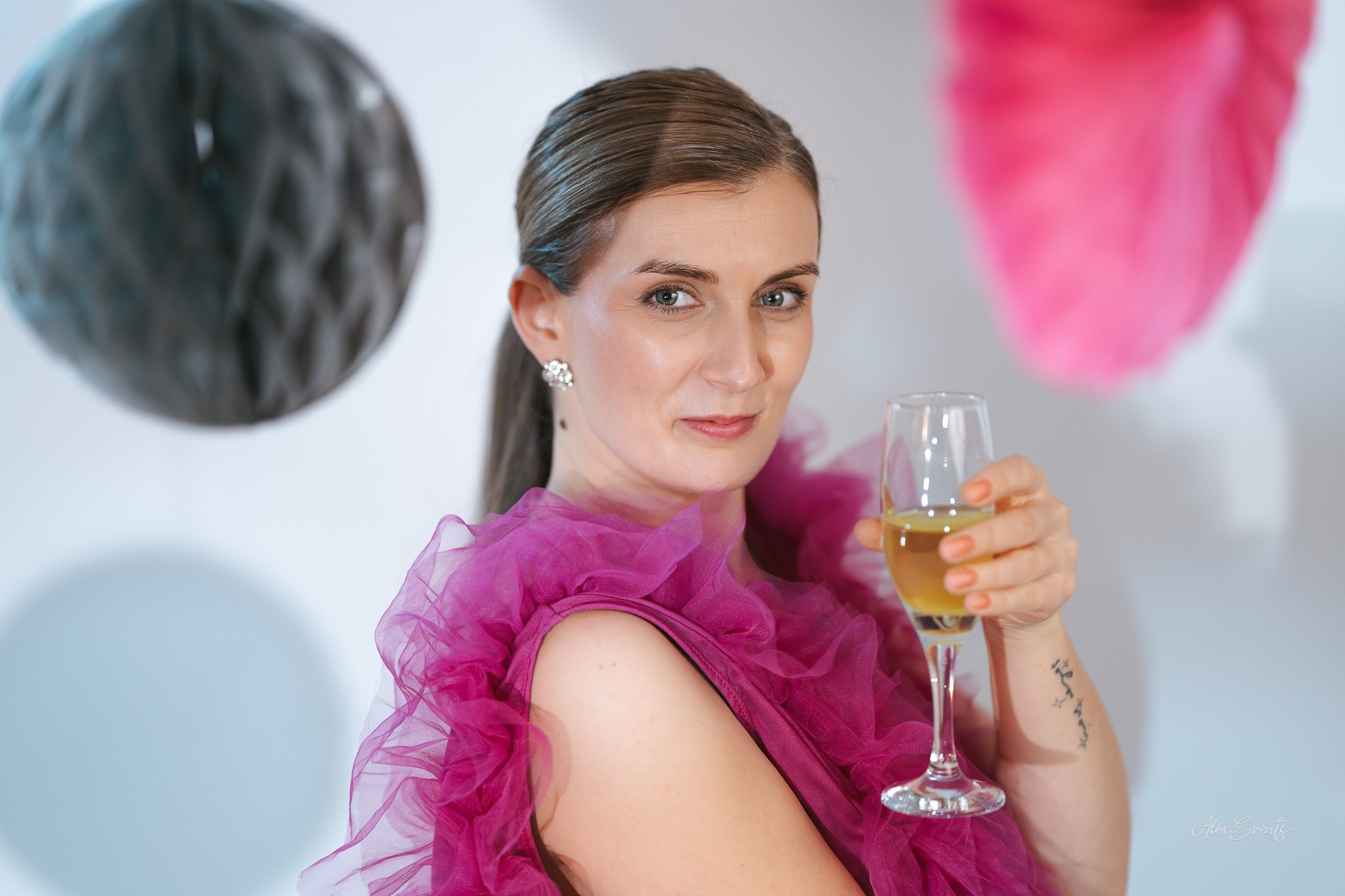 Fotograf roman de studio in Horsens| Alex Events. AlexEvents Fotograf / Videograf de evenimente Danemarca DK Horsens, Arhus, Odense, Vejle.Nunta, botez, foto-studio