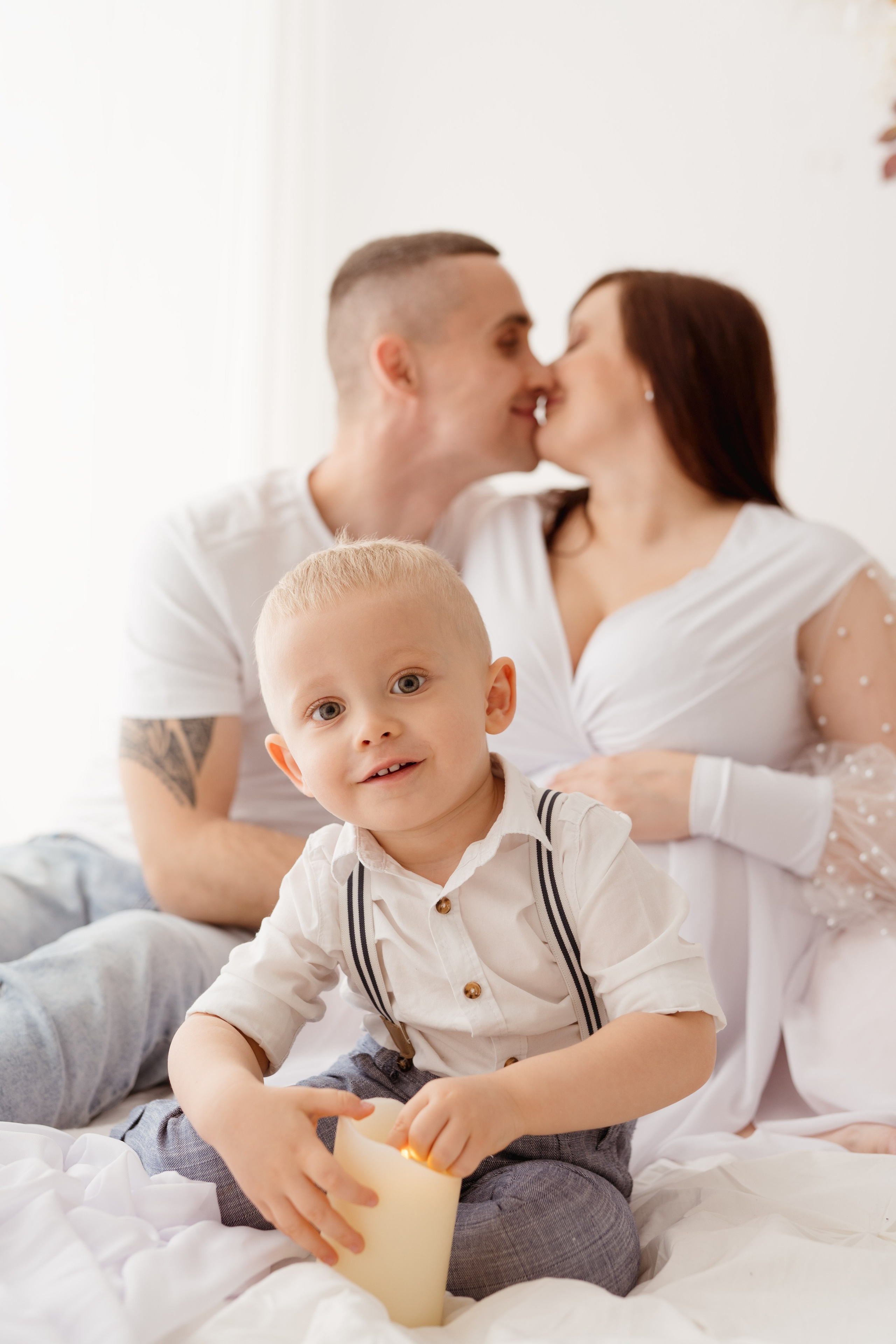 Sesja rodzinno-ciążowa. Fotograf Łódź - sesja ciążowa, noworodkowa, dziecięca. Studio w Łodzi