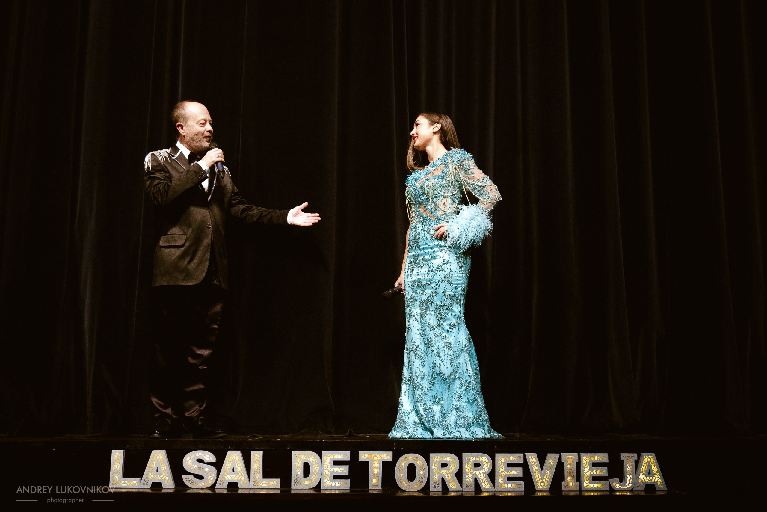 Reportaje fotográfico y rodaje entre bastidores del concierto de La Sal de Torrevieja en España