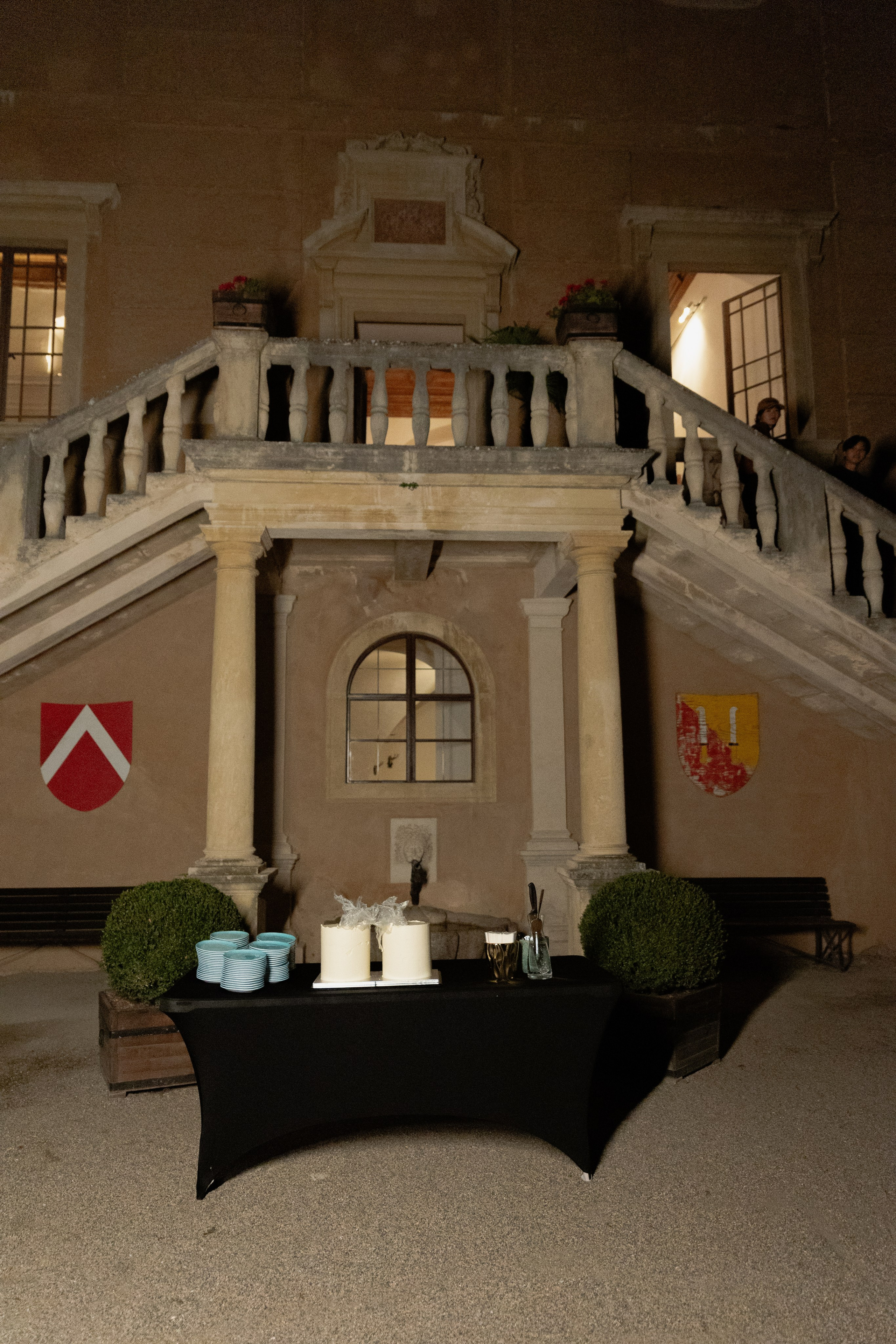 Elegant Castle Wedding in Austria | Alwin & Ruth’s Fairytale Celebration. Wedding photographer and videographer based in Timisoara, Romania