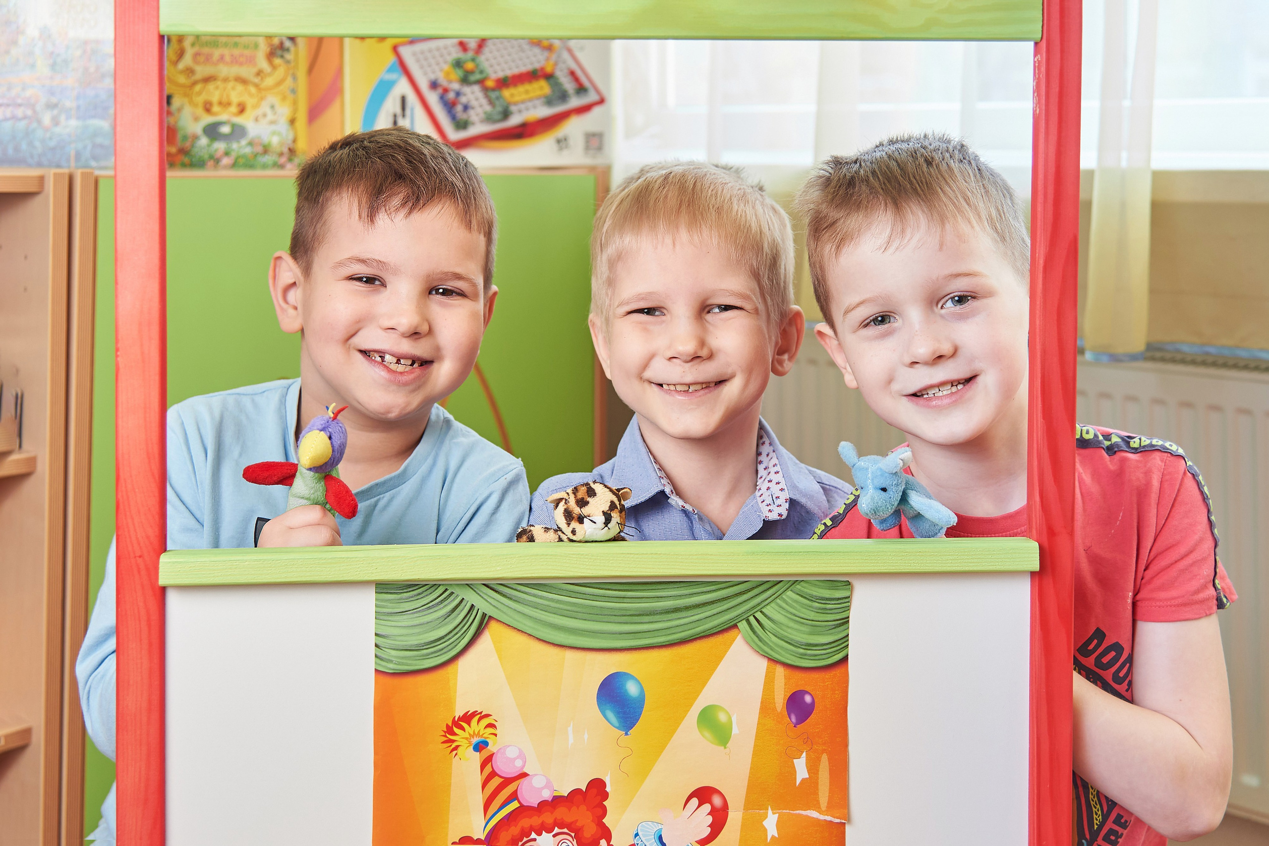 выпускные альбомы, выпускной альбом Таллинн, детский фотограф, школьный фотограф Таллин, фотограф на школьный выпускной Таллин, фотосессия в школе Таллин, фото для школьного альбома Таллин, школьная фотосъёмка Таллин, lasteaia lõpualbum