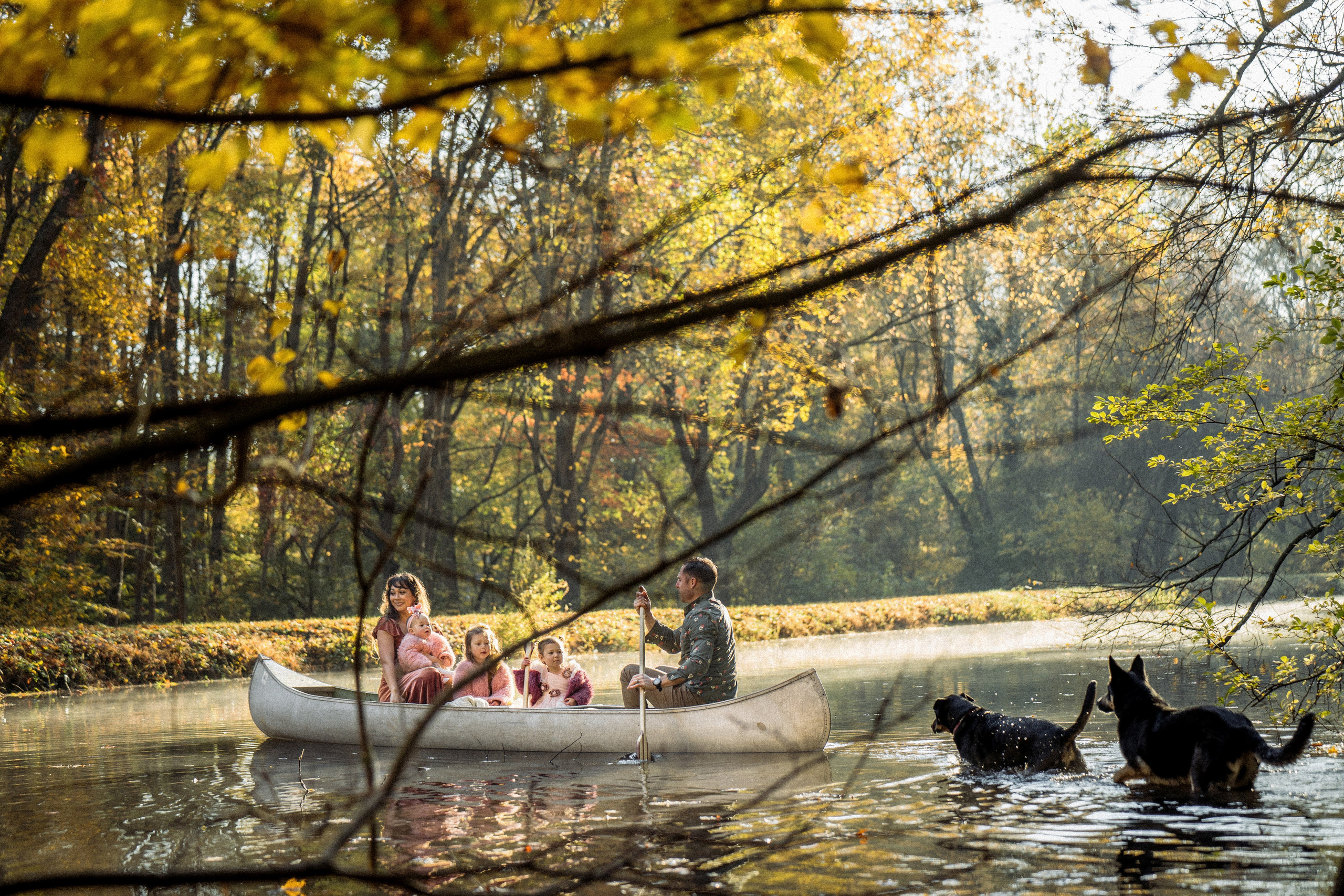 Clint, Christine, Etta, Leighton, Elodie. Sunrise. Alisa Tant — Family and newborn photographer Bucks County, Montgomery county, Philadelphia, NJ