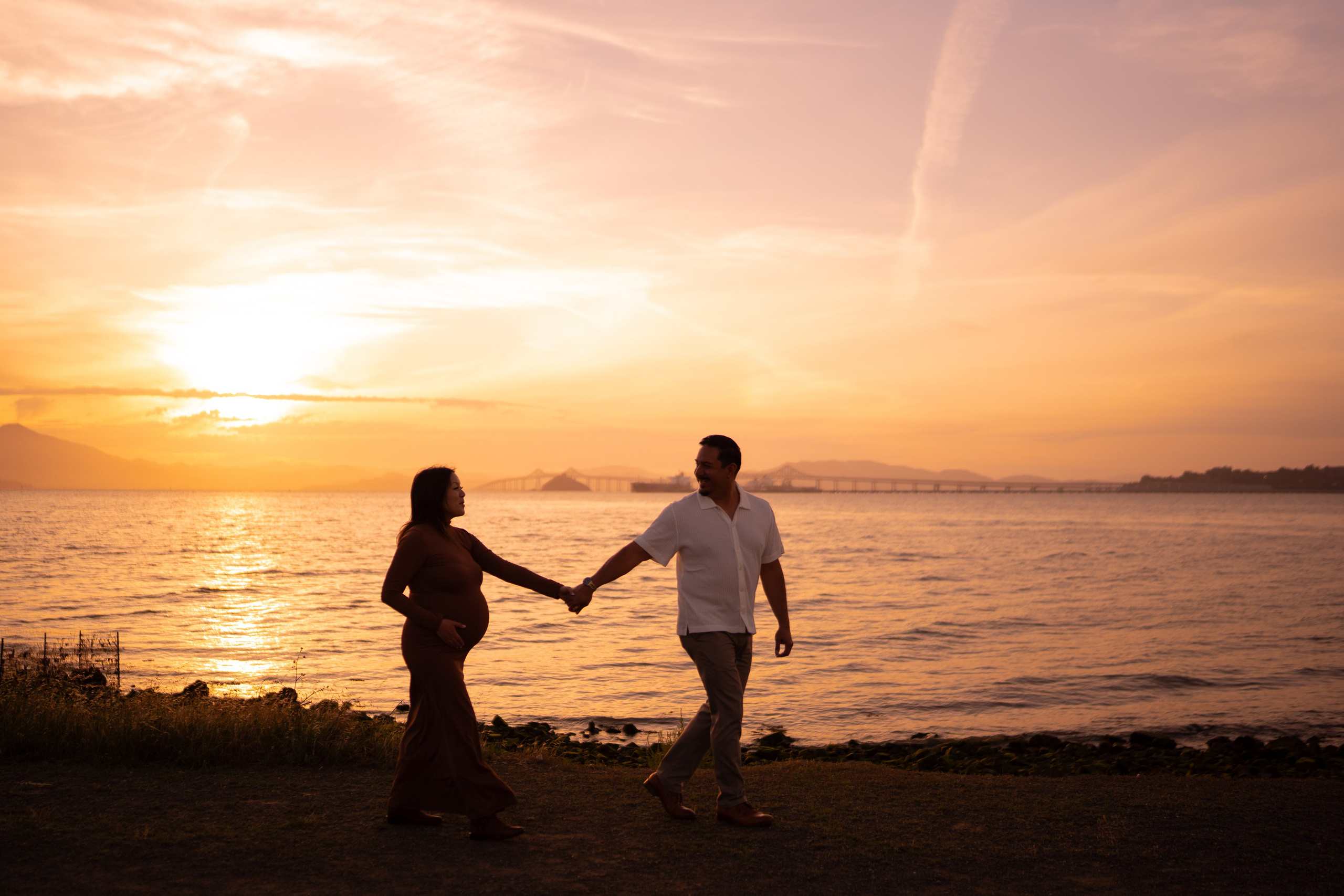 Maternity Outdoor. Maternity, family and newborn photography in San Francisco Bay Area