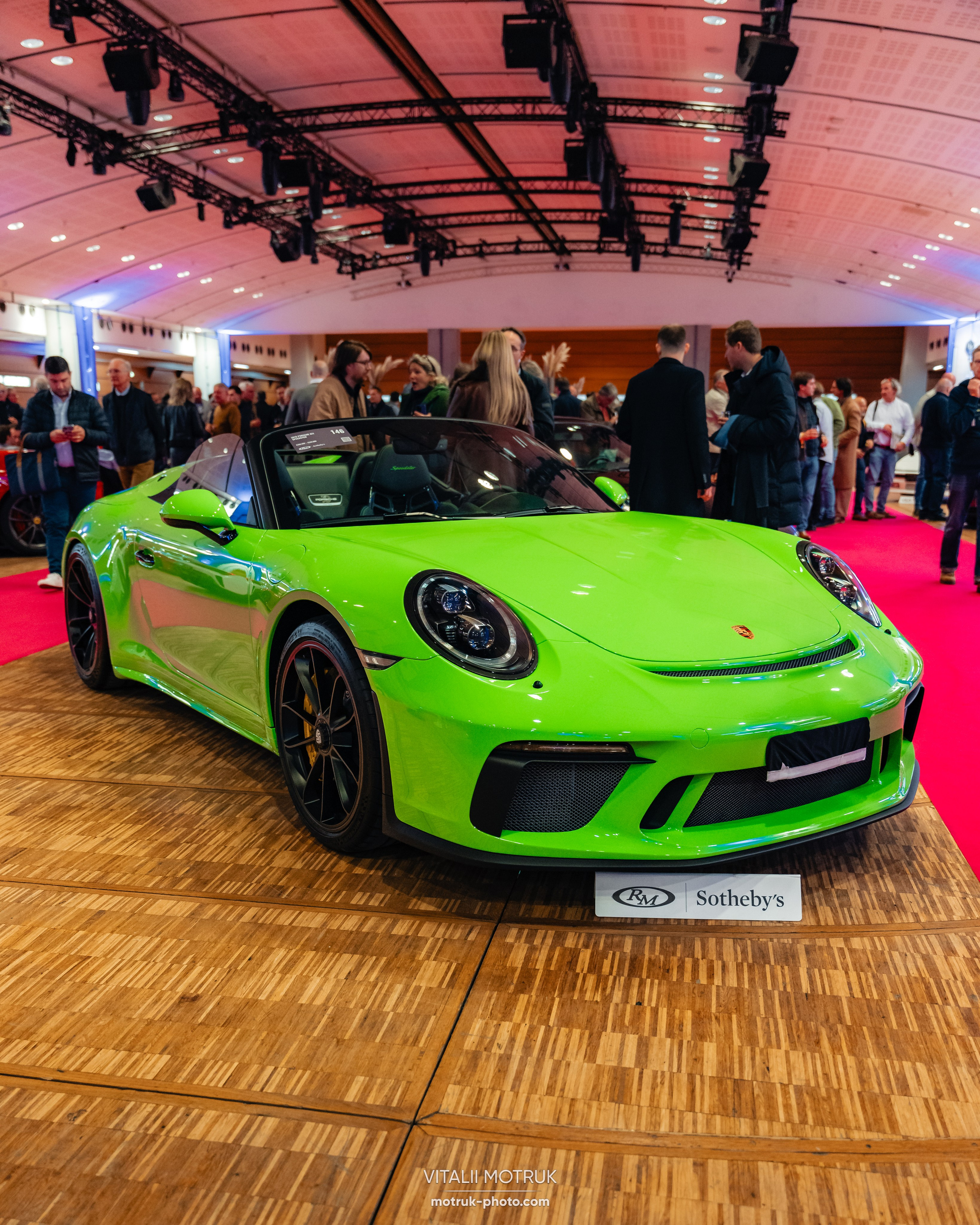 RM Sotheby’s. Photographer in Paris — Vitalii Motruk