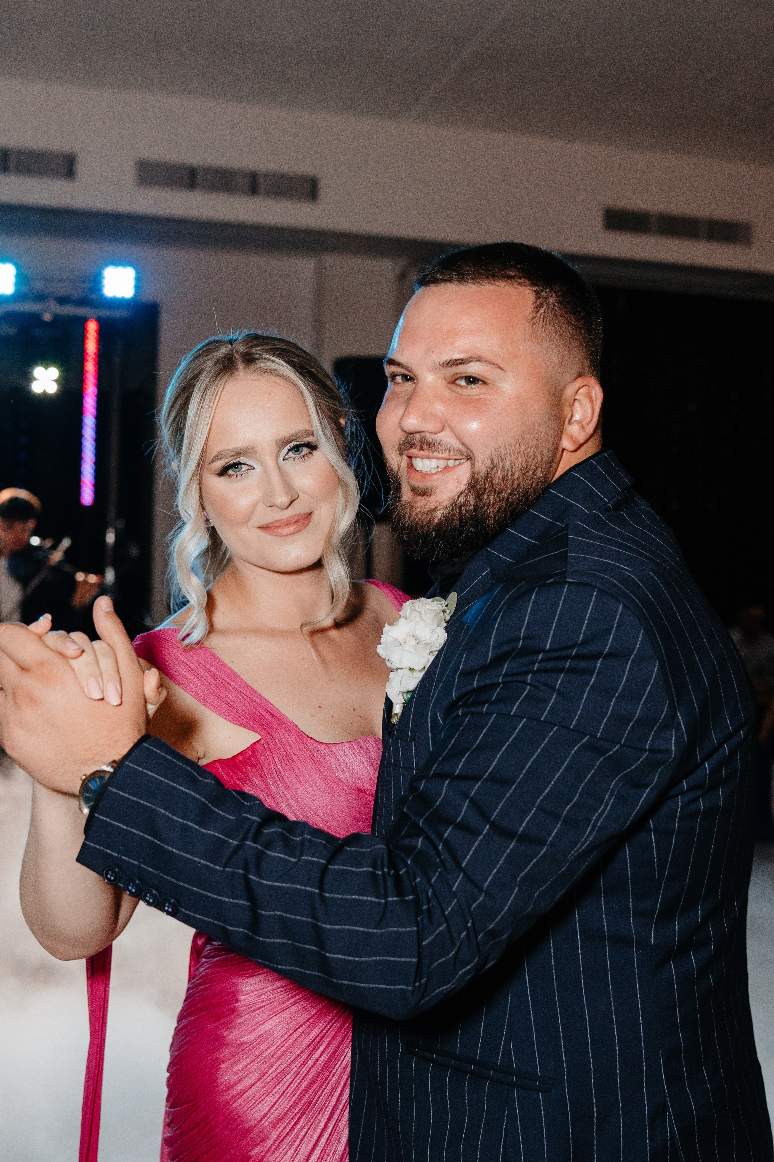 Catalina & Remus. Raw Studio. Fotograful tau de nunta!