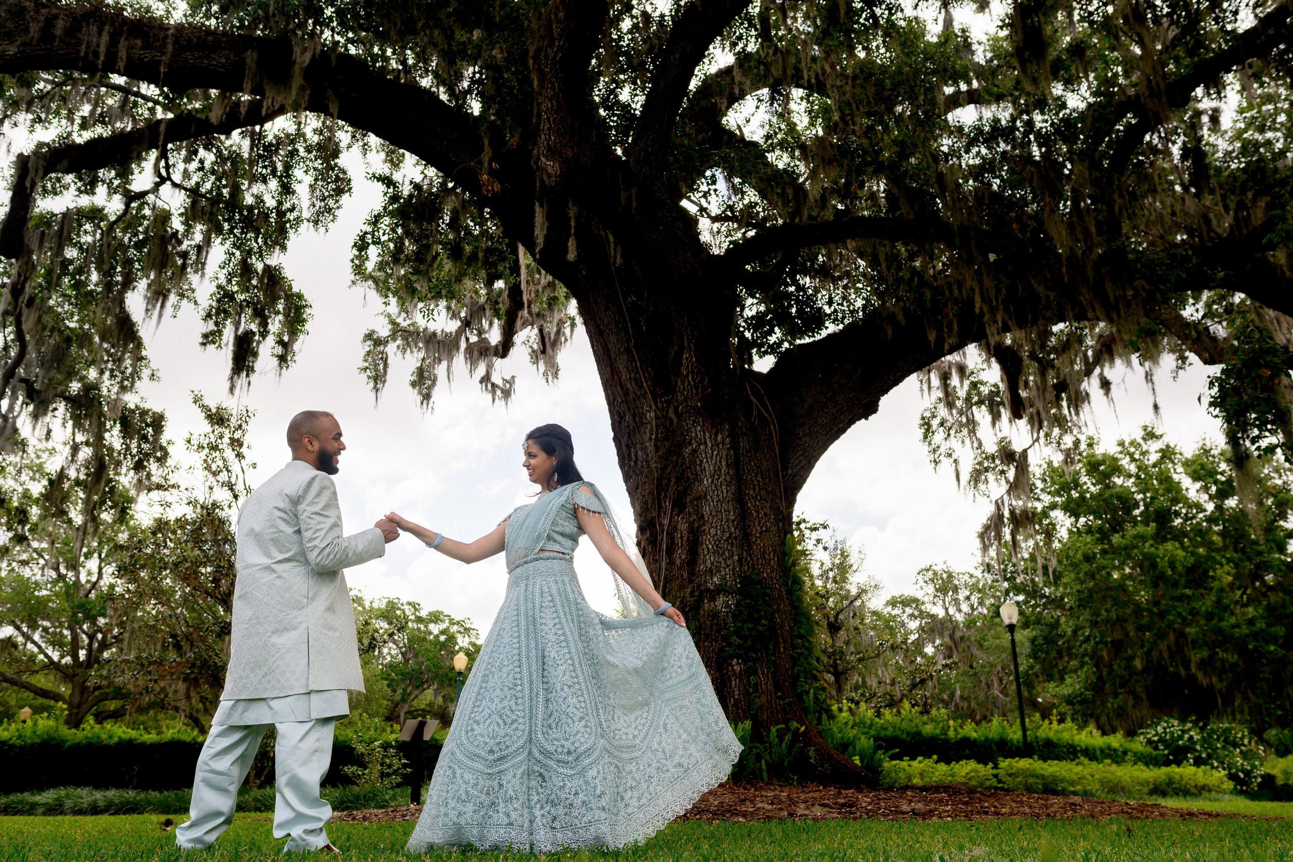 Love Meets Tenderness in the Heart of Orlando — Engagement Session — Leu Gardens. Wedding photographer in Orlando, Boston & New York Anderson Marques