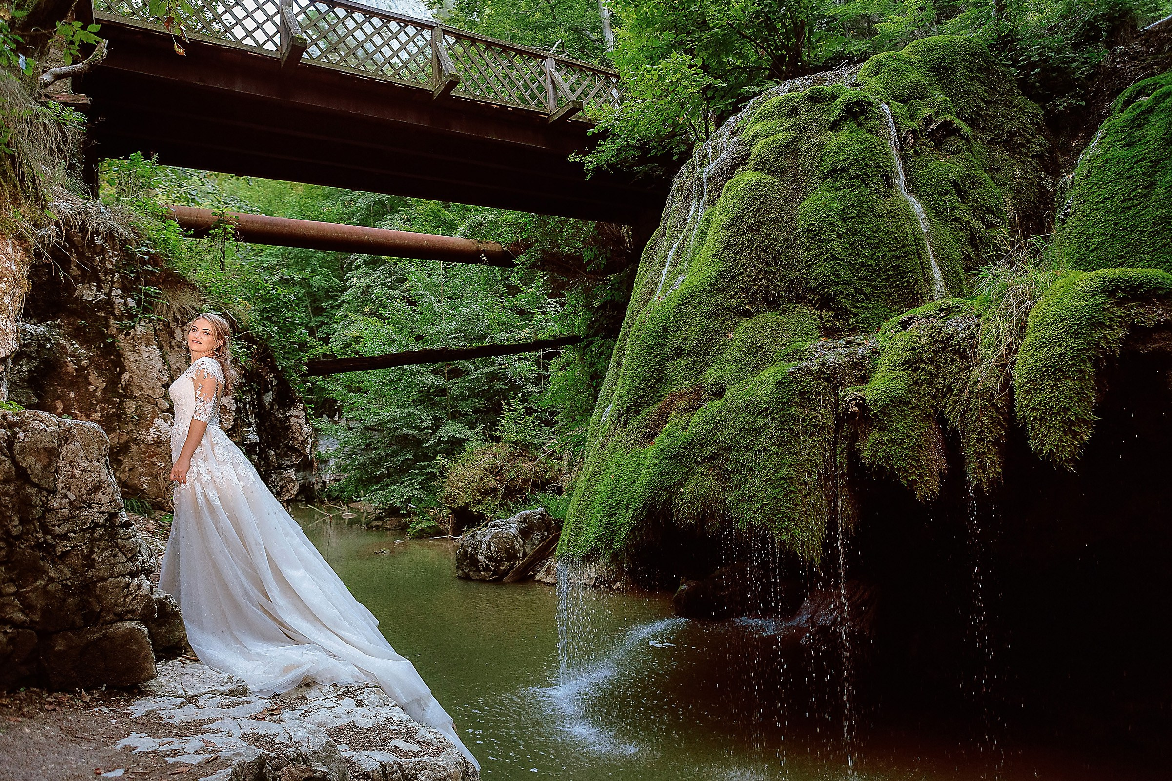 Fotograf Nunta Trash the Dress Cazanele Dunarii, Cascada Bigar, Orsova, Dunare Craiova Pitesti 2024 0003