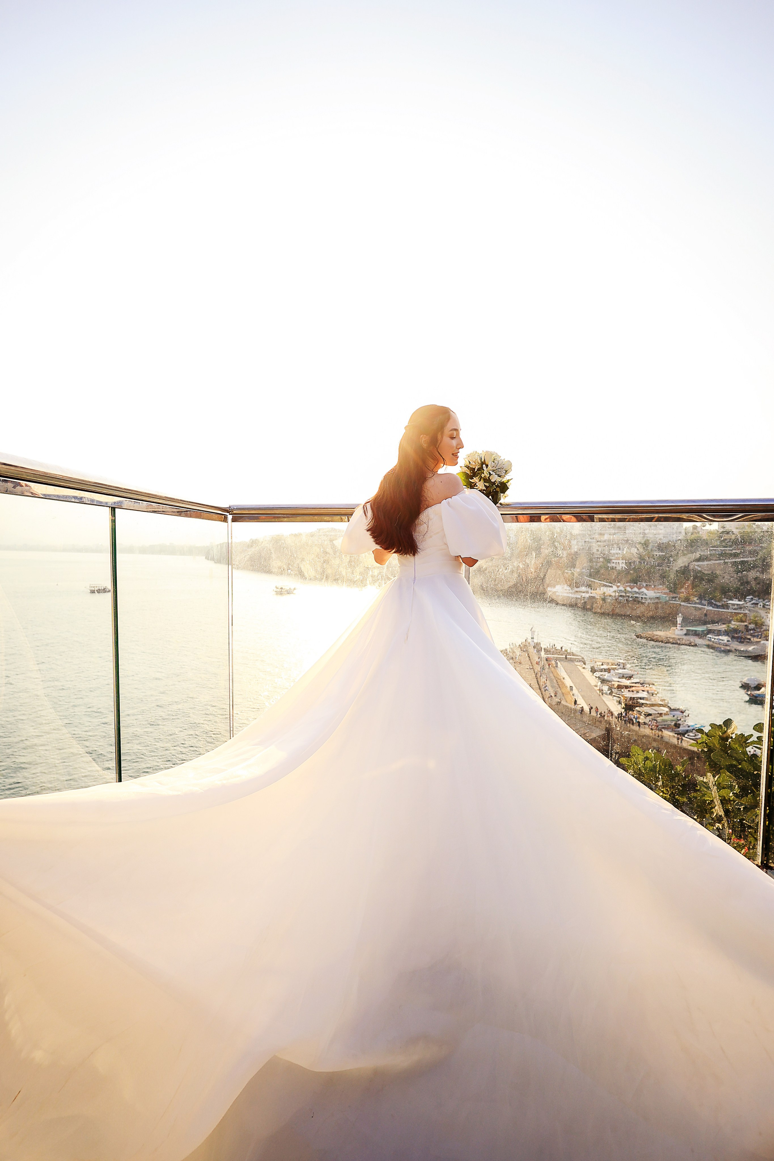 Photoshooting in old town of Antalya. Photographer in Turkey, Antalya, Kemer, Belek, Side, Kas, Fethiye