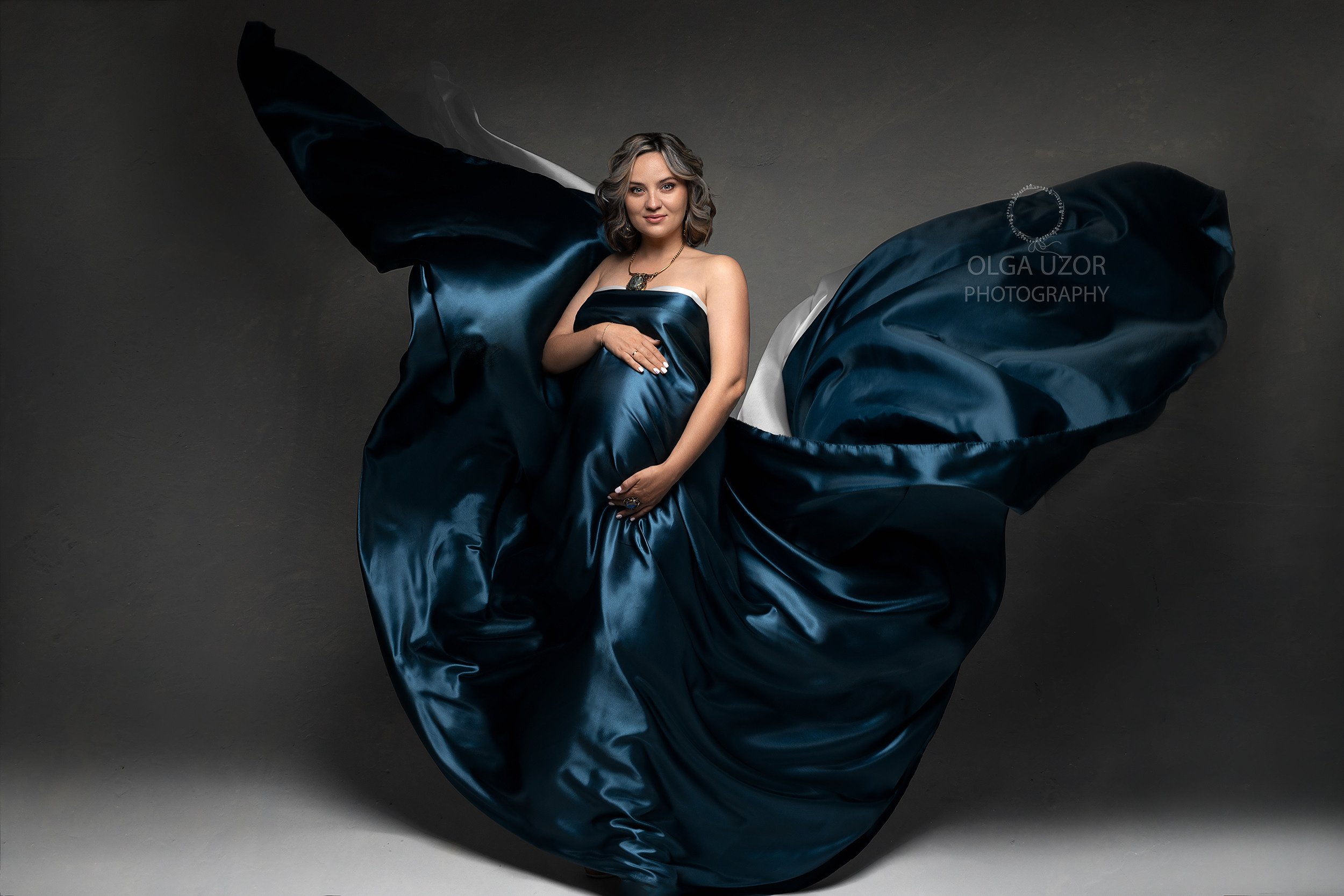 Contact with photographer. Stevenage, Hertfordshire family, maternity and newborn photographer