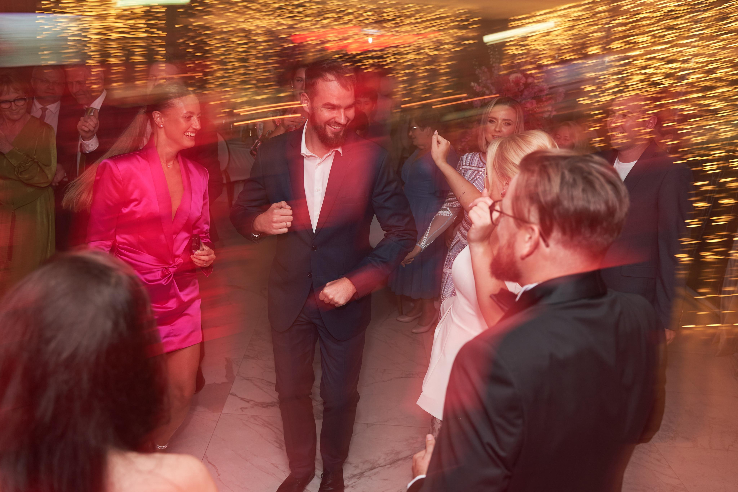 Kamilės ir Justino vestuvių fotosesijos galerija. Misevic Wedding — Jausminga ir Profesionali Vestuvių Fotografija
