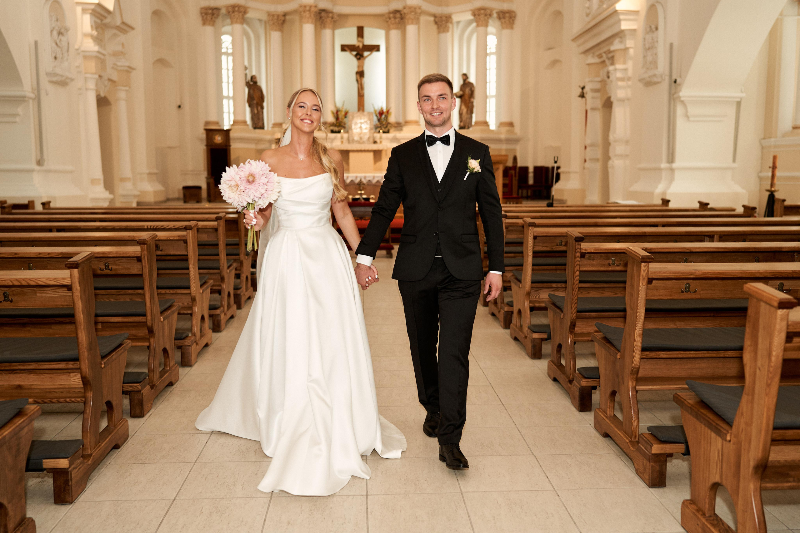 Paulinos ir Domanto vestuvių fotosesijos galerija. Misevic Wedding — Jausminga ir Profesionali Vestuvių Fotografija