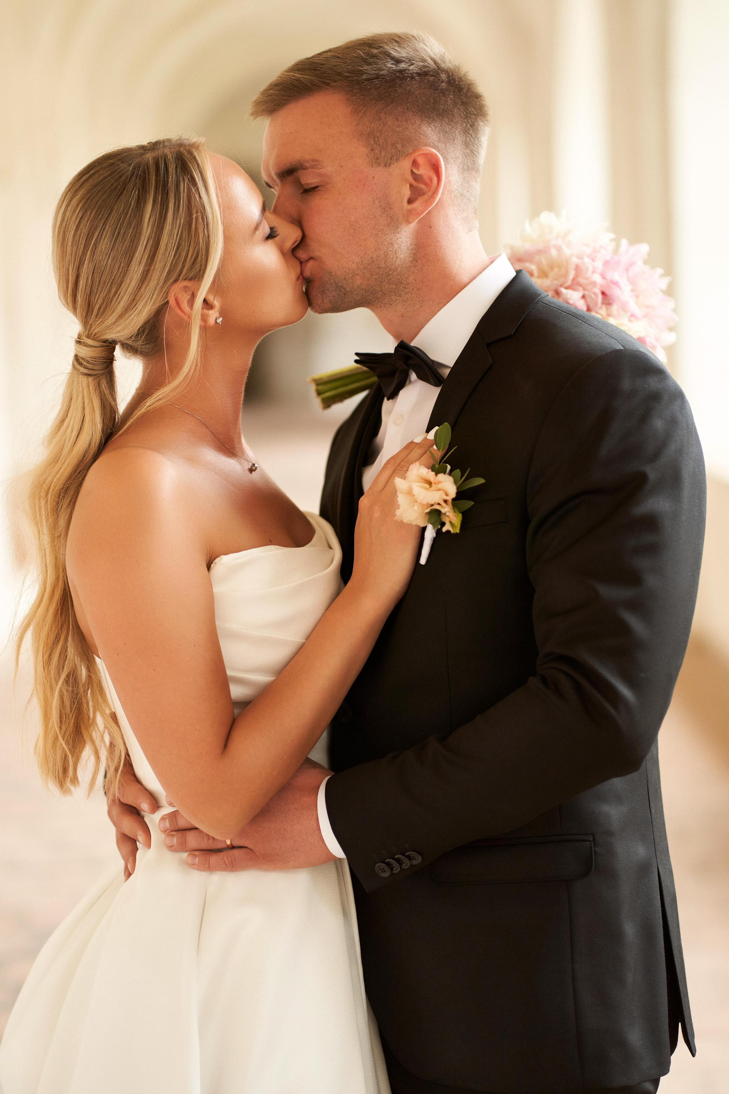 Paulinos ir Domanto vestuvių fotosesijos galerija. Misevic Wedding — Jausminga ir Profesionali Vestuvių Fotografija
