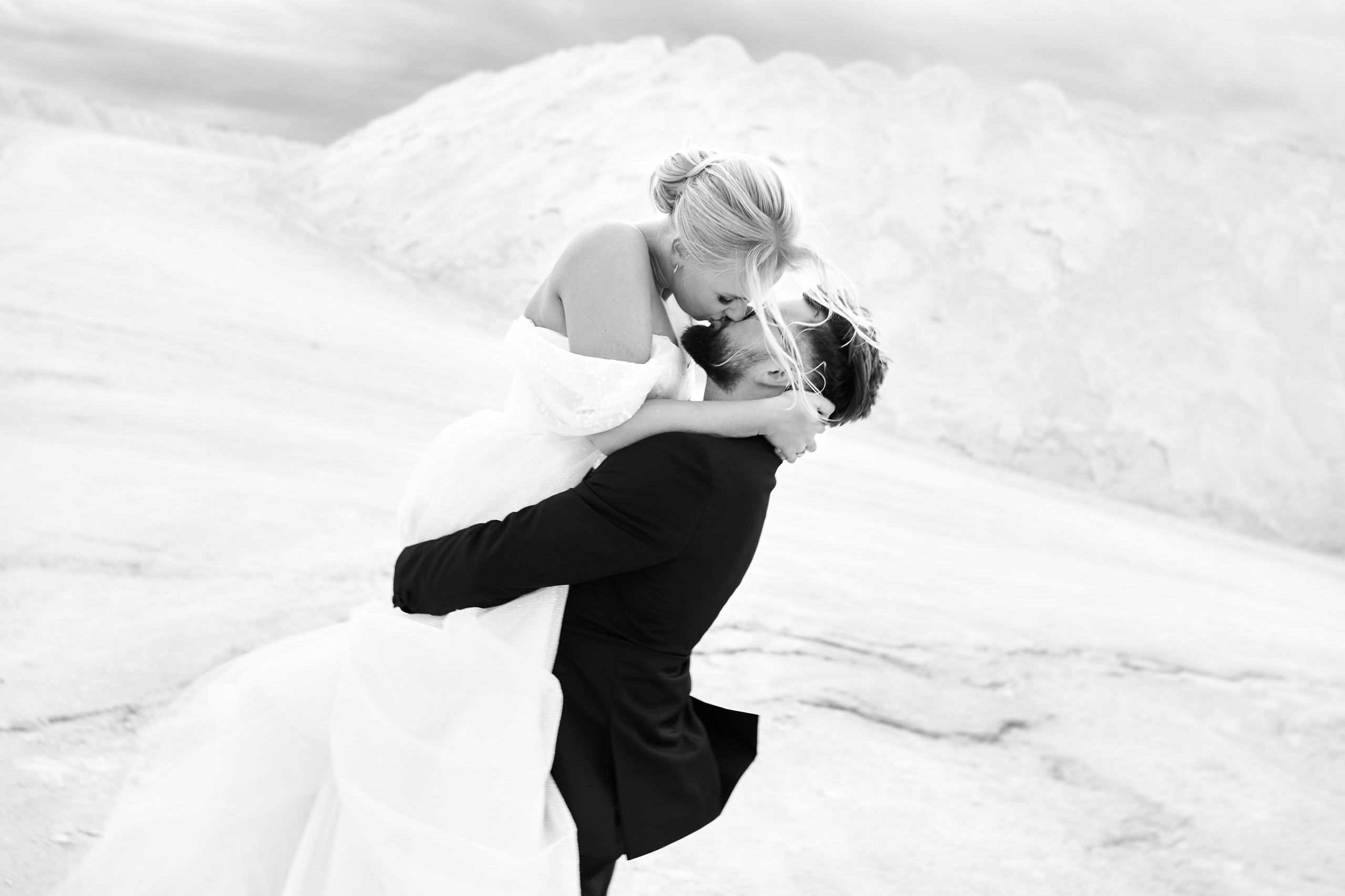 Kamilės ir Justino vestuvių fotosesijos galerija. Misevic Wedding — Jausminga ir Profesionali Vestuvių Fotografija