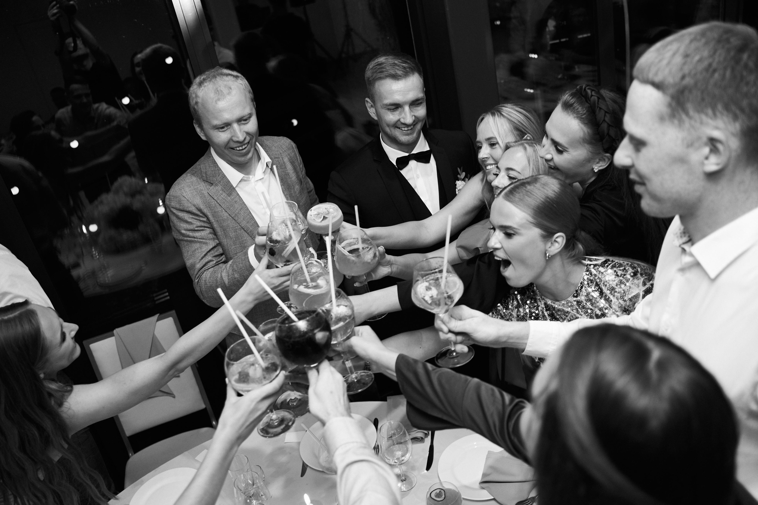 Paulinos ir Domanto vestuvių fotosesijos galerija. Misevic Wedding — Jausminga ir Profesionali Vestuvių Fotografija