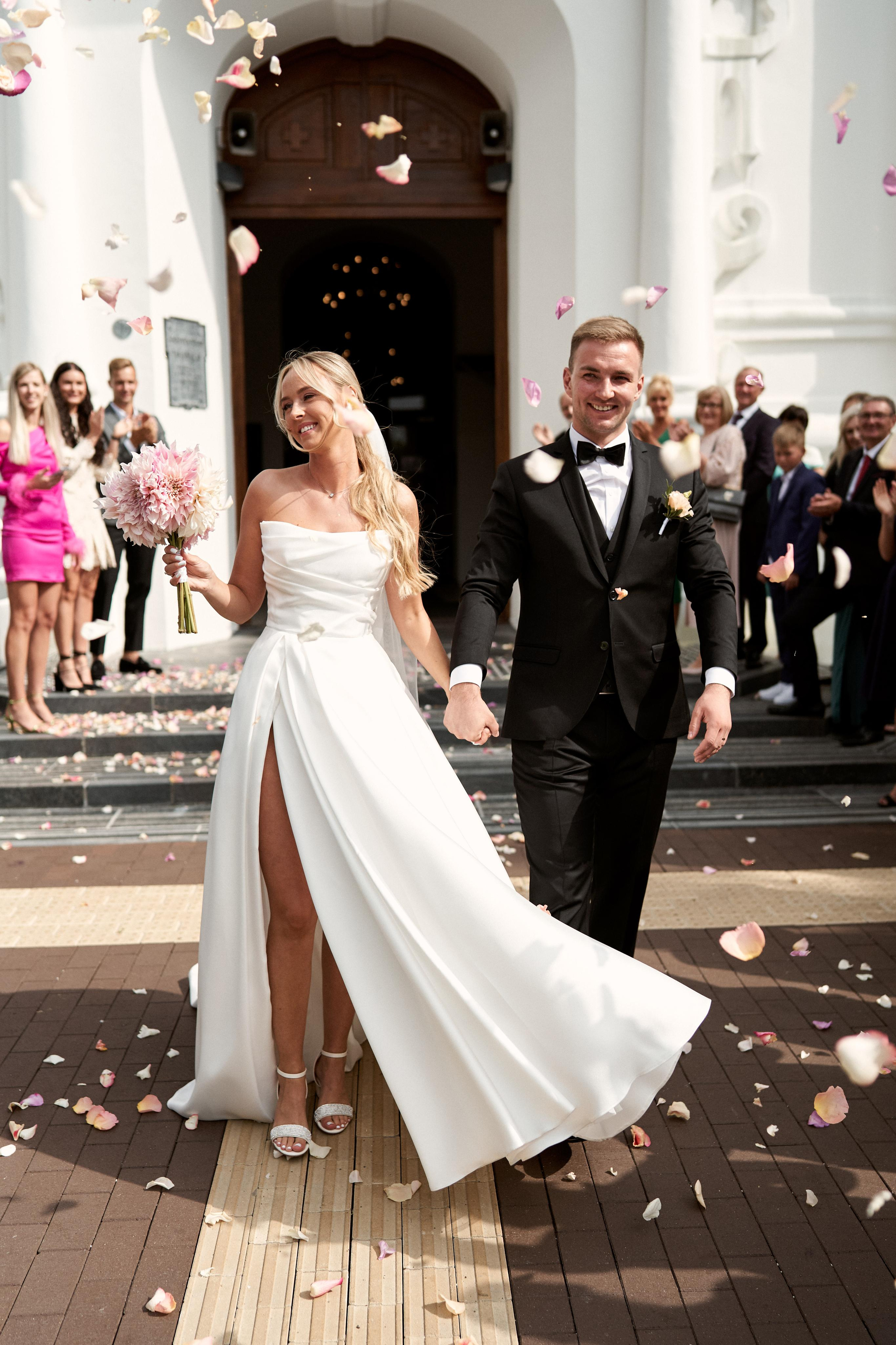 Paulinos ir Domanto vestuvių fotosesijos galerija. Misevic Wedding — Jausminga ir Profesionali Vestuvių Fotografija