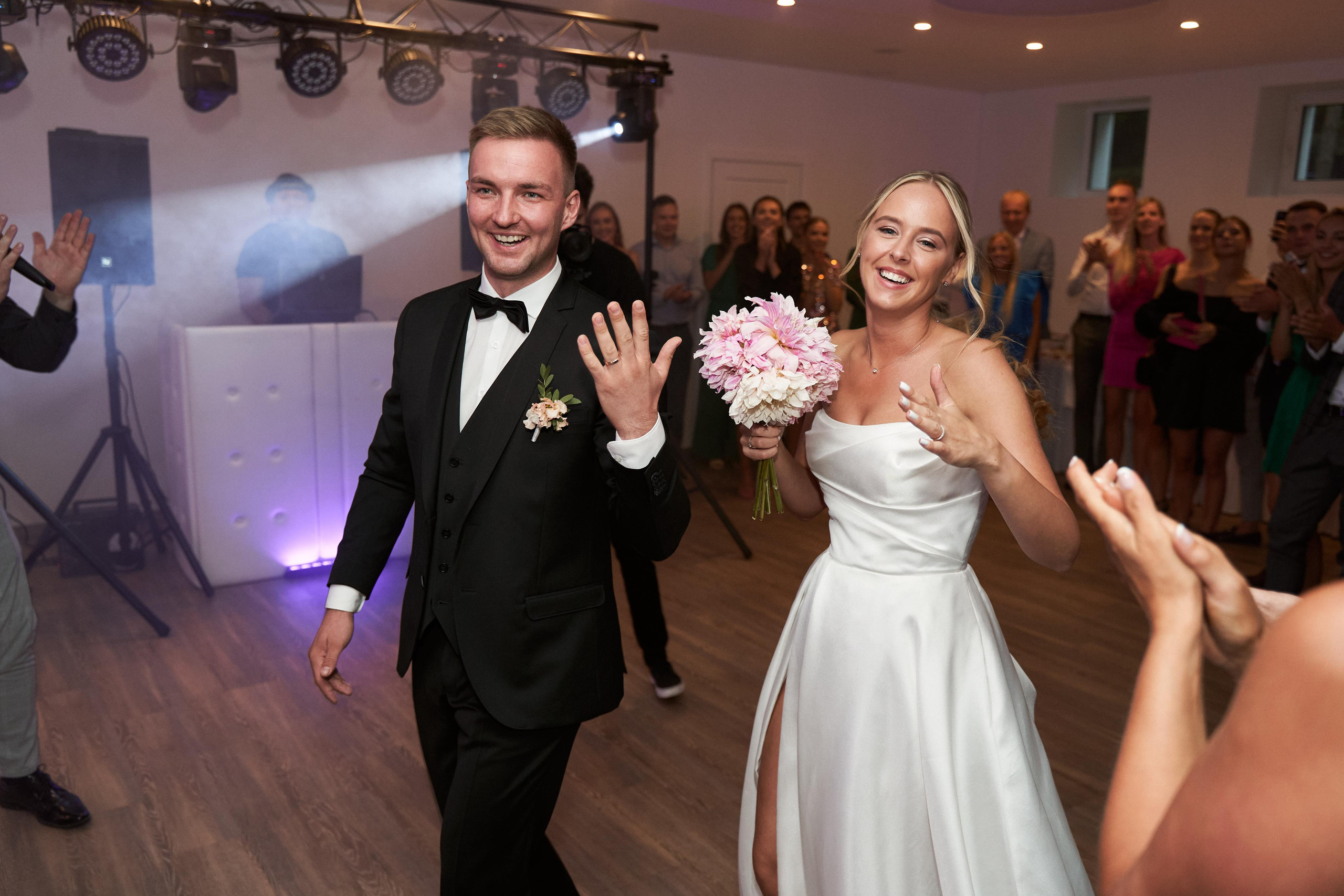 Paulinos ir Domanto vestuvių fotosesijos galerija. Misevic Wedding — Jausminga ir Profesionali Vestuvių Fotografija