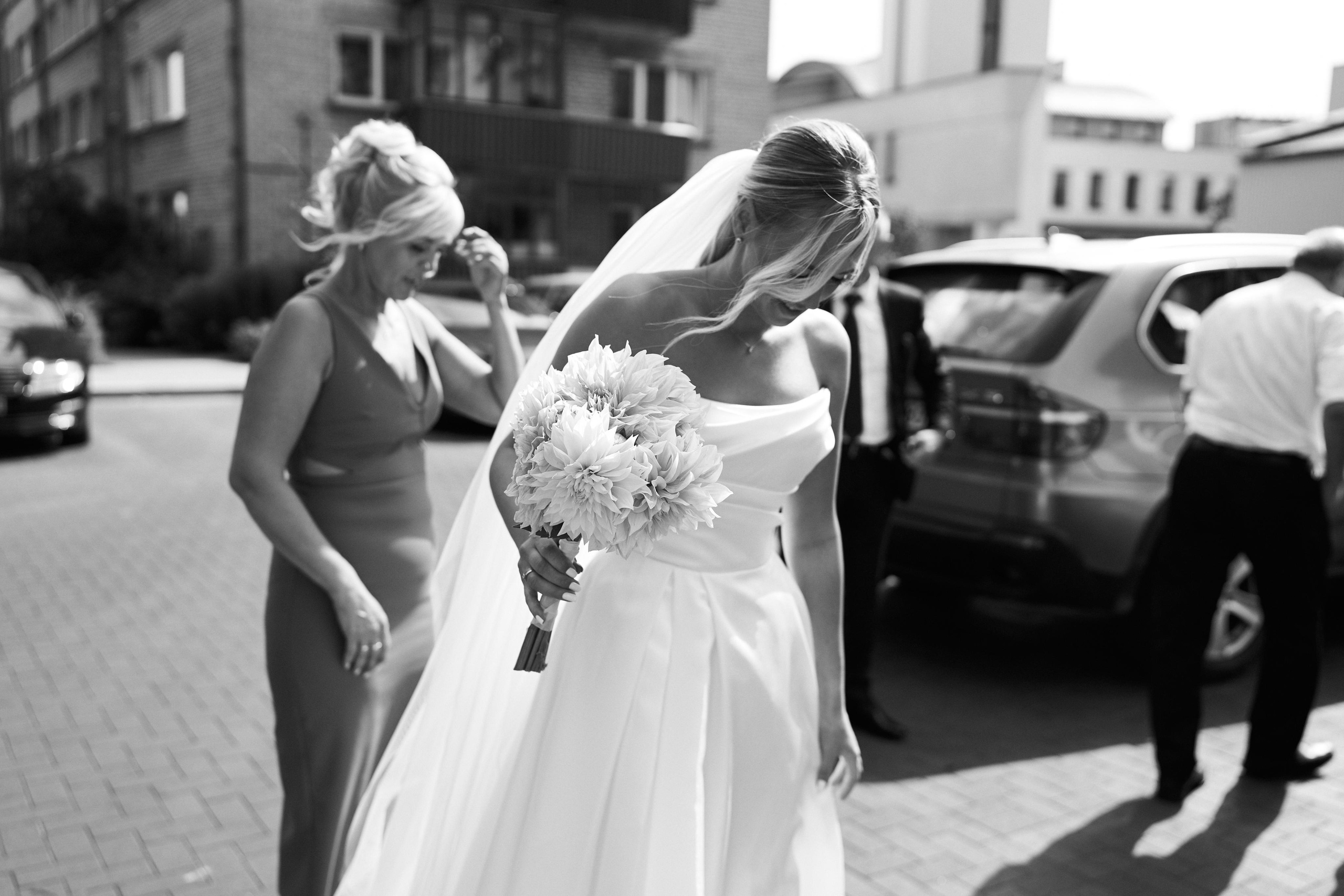 Paulinos ir Domanto vestuvių fotosesijos galerija. Misevic Wedding — Jausminga ir Profesionali Vestuvių Fotografija