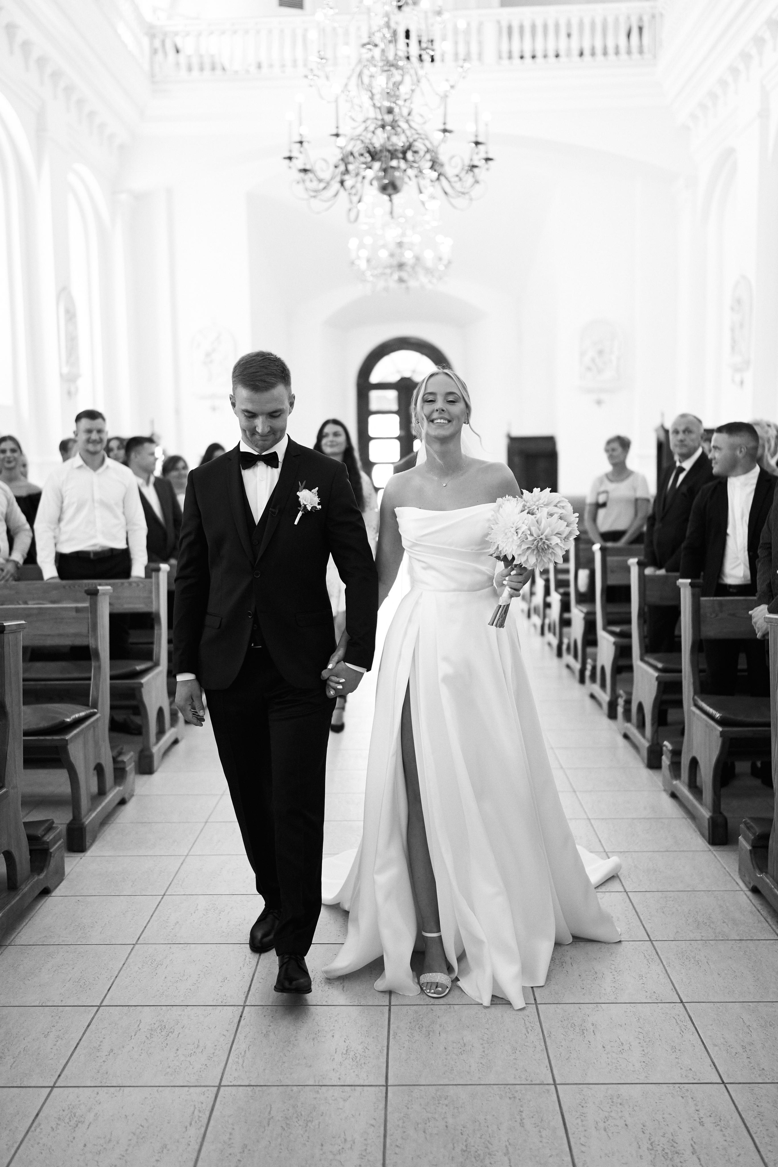 Paulinos ir Domanto vestuvių fotosesijos galerija. Misevic Wedding — Jausminga ir Profesionali Vestuvių Fotografija