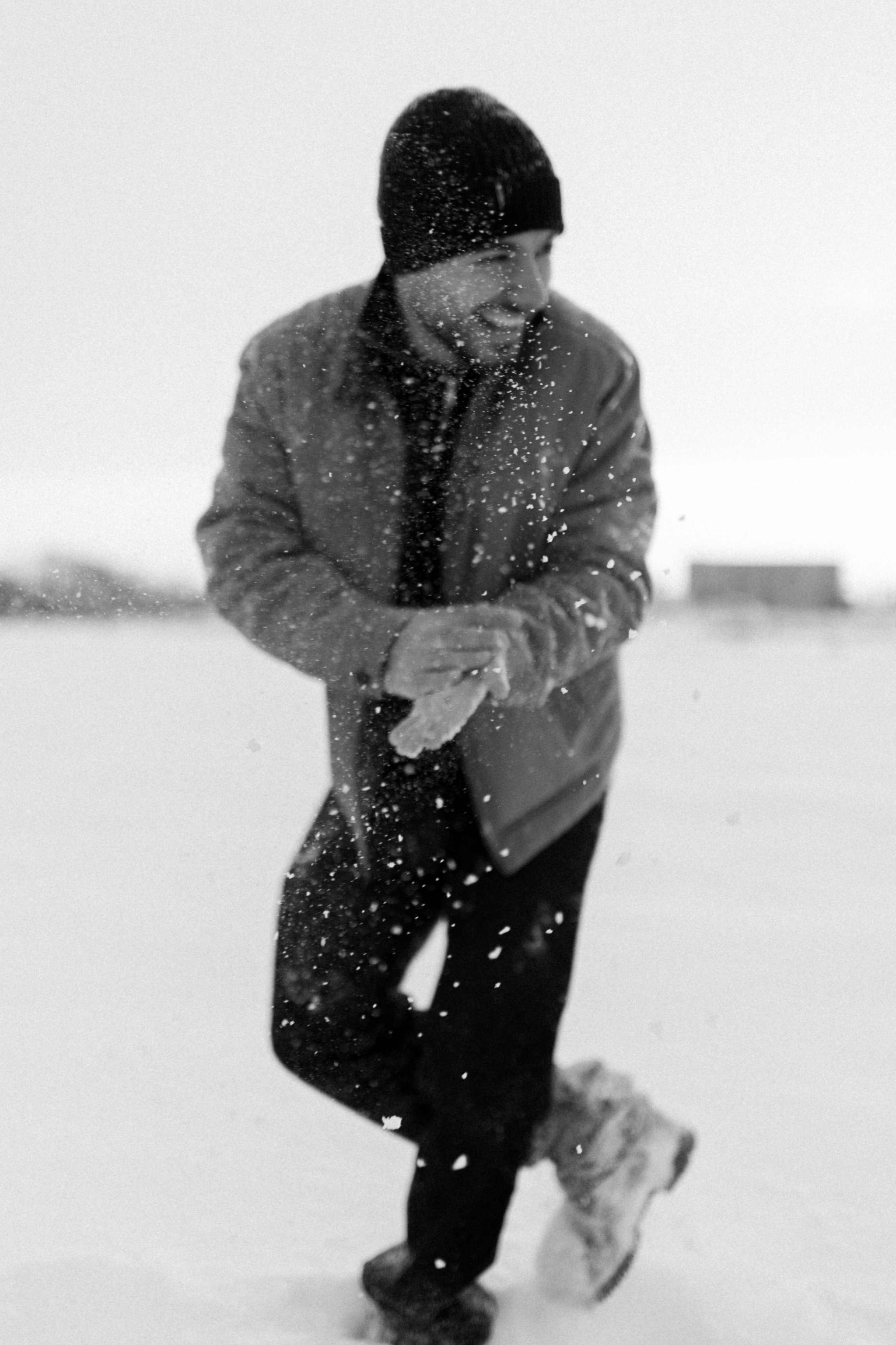 Snowy. Wedding photographer and videographer based in Timisoara, Romania