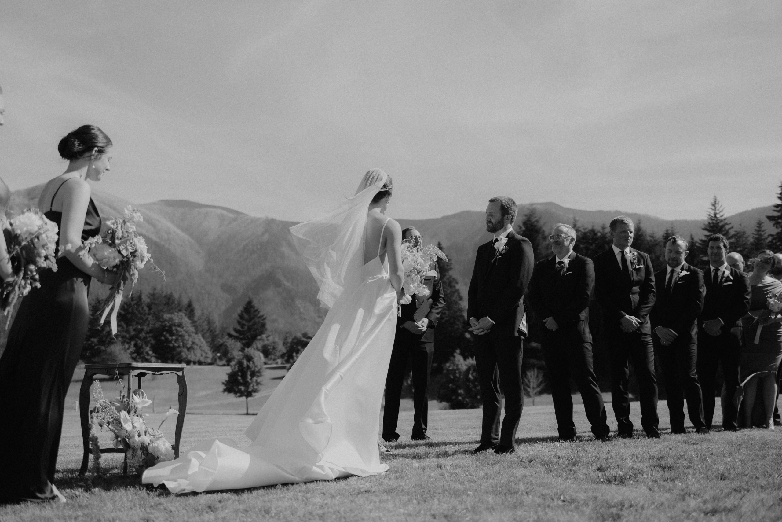 Wedding ceremony at Wind Mountain Ranch in the Columbia River Gorge