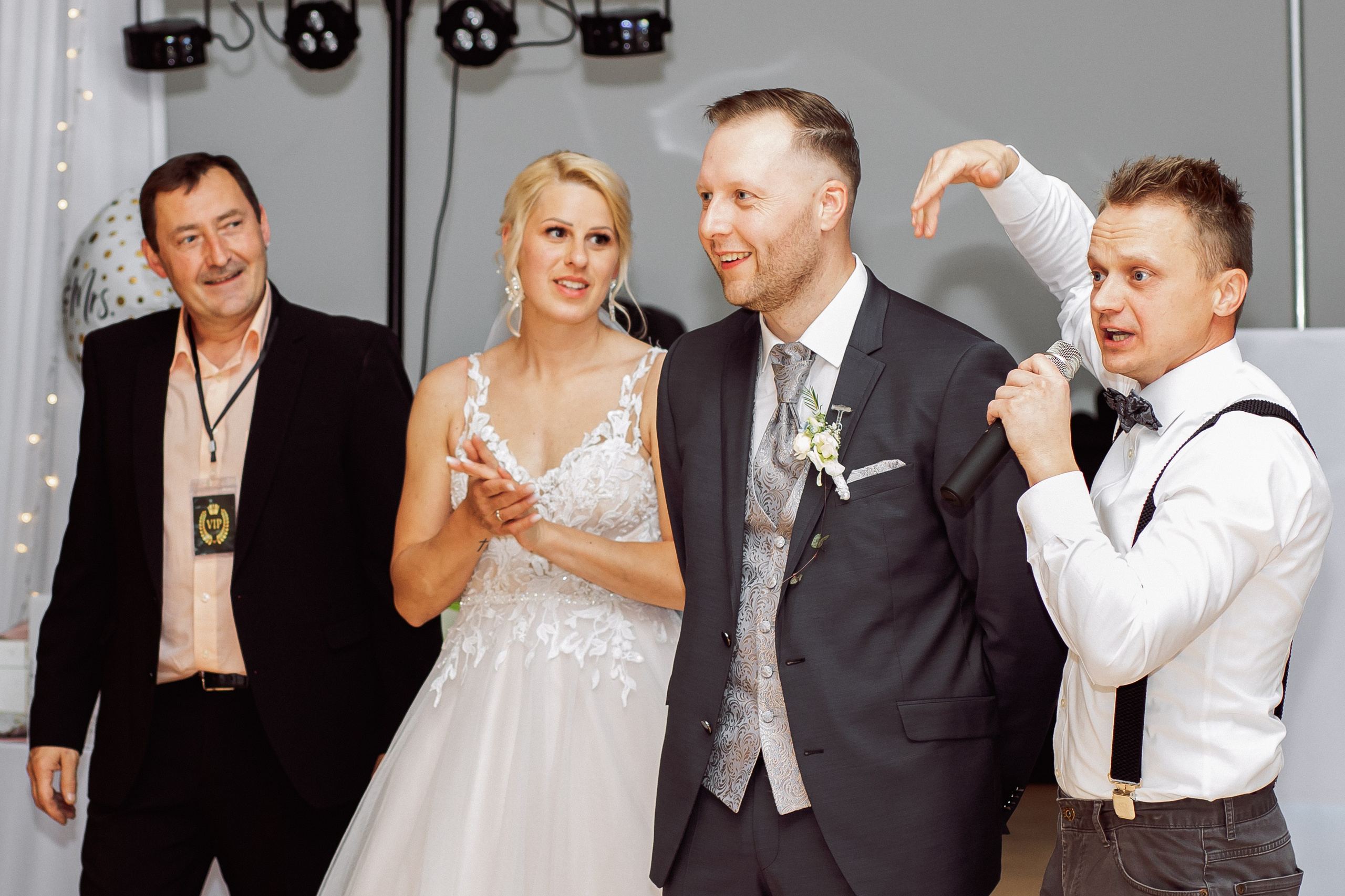 Kirchliche Hochzeit in Herborn. Fotograf NRW aus Wickede Ruhr, Milla Kunst