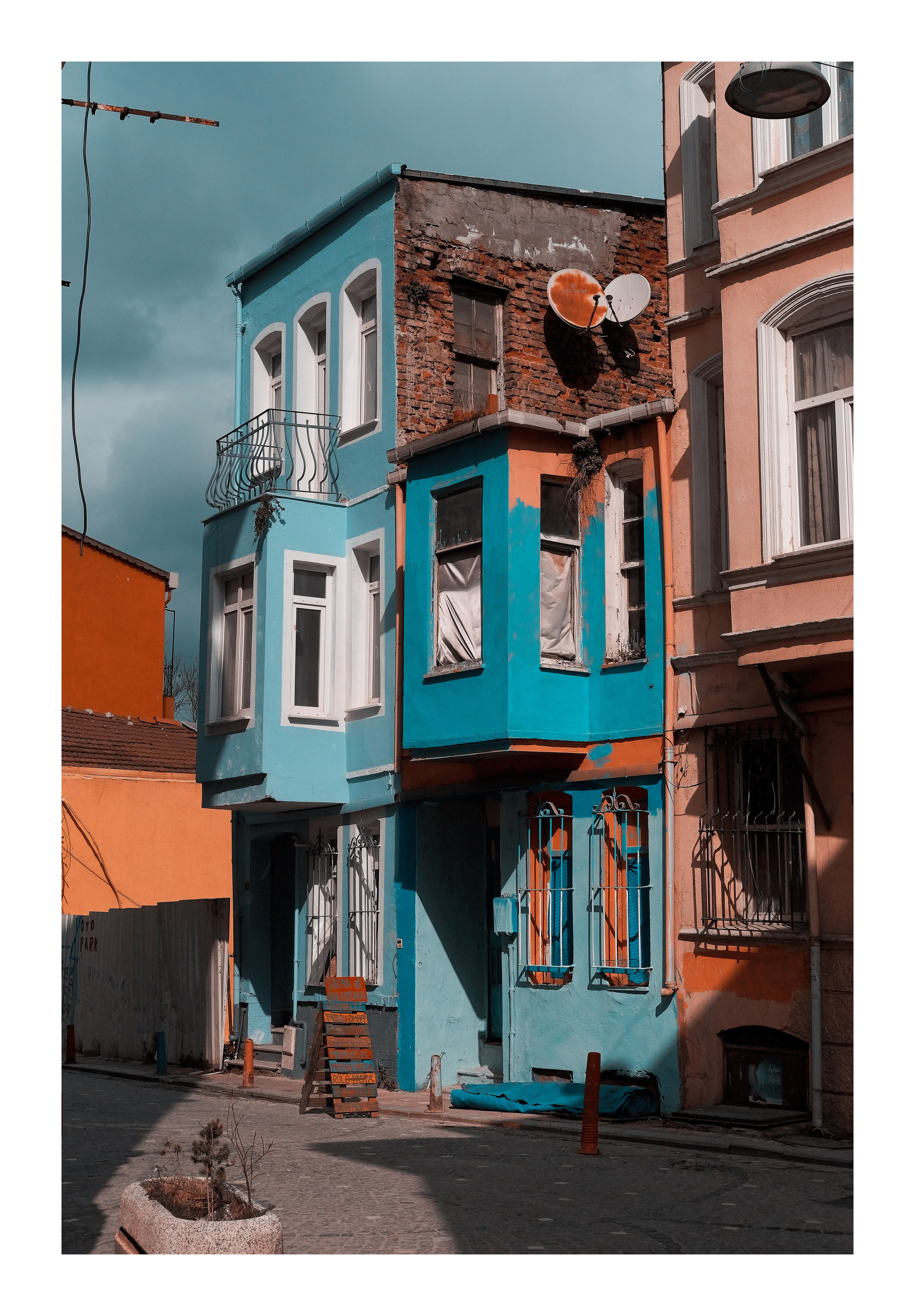 Istanbul | The Life of the Others 📸 | Street Photography Turkey 🇹🇷. 中国街头摄影 | The Streets of China Through My Eyes | 深圳