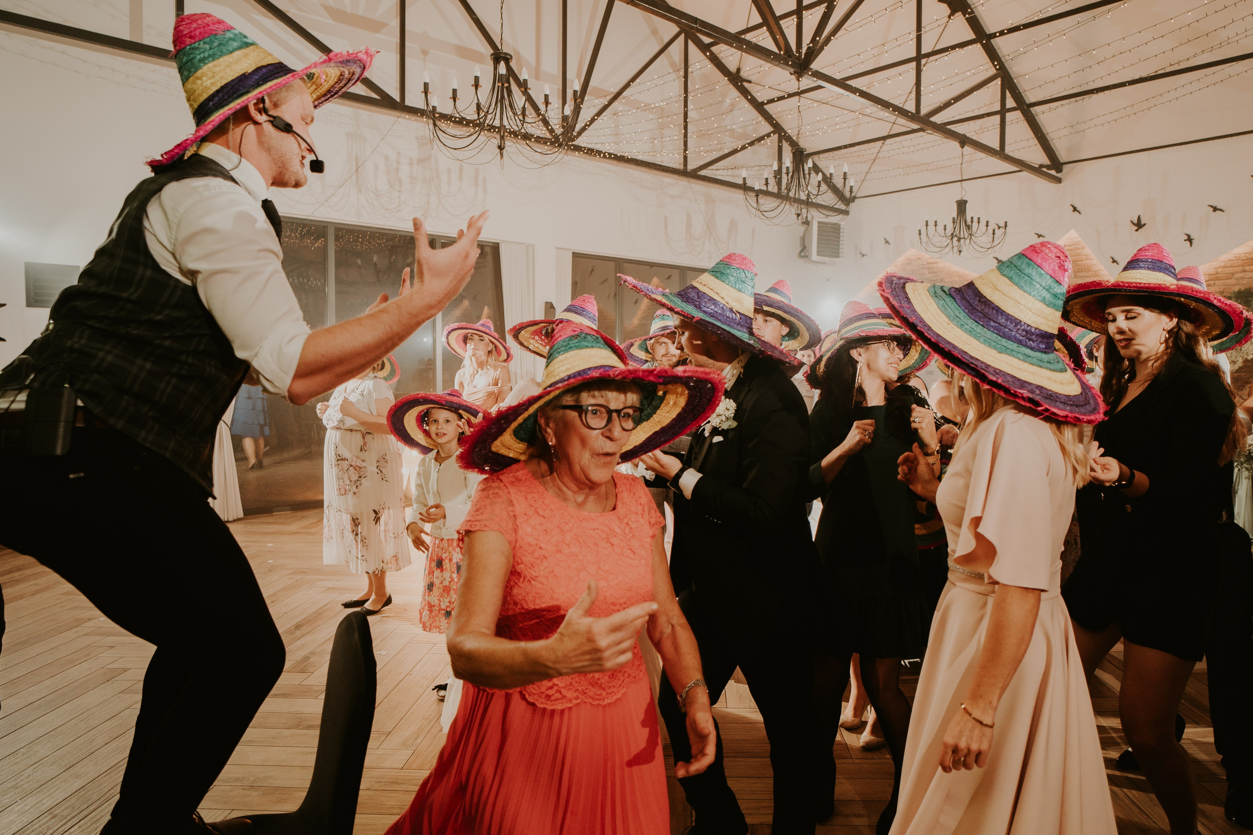 Trzy Drzewa: wspaniała uroczystość Wiktorii i Kamila. Karkowskafoto - fotografia miłości